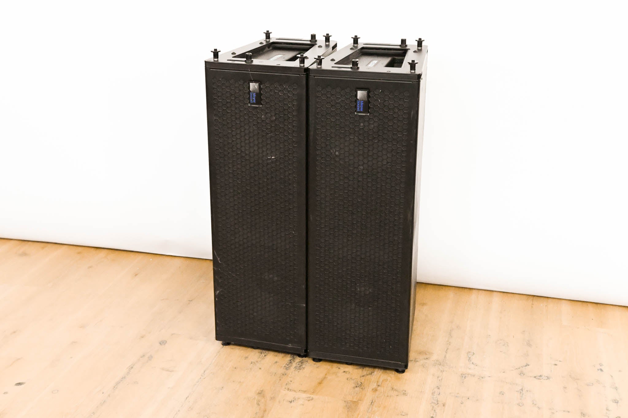 Meyer Sound M'elodie High-Power Curvilinear Array Loudspeaker (PAIR)