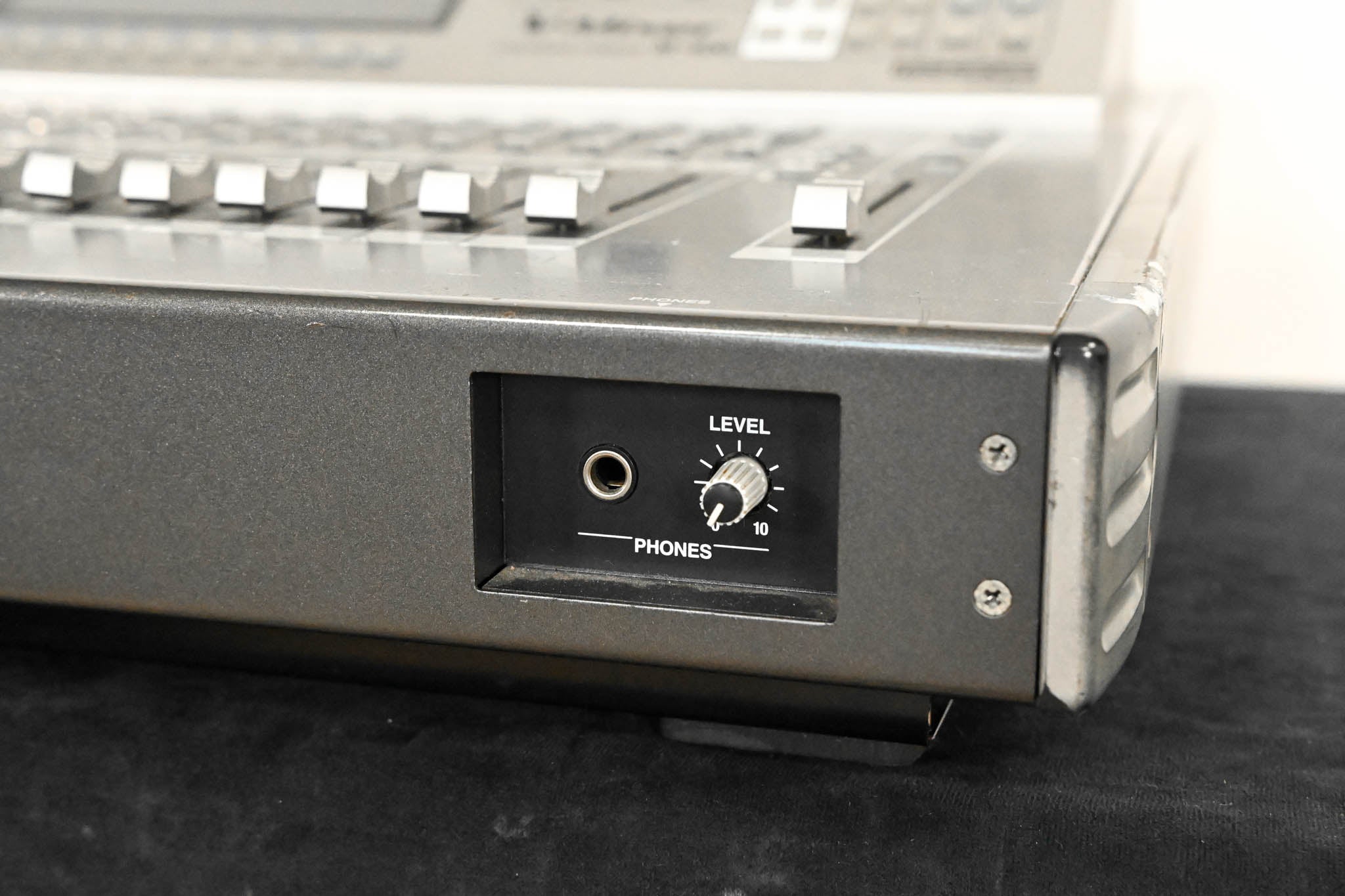 Roland M-400 48-Channel Live Digital Mixing Console