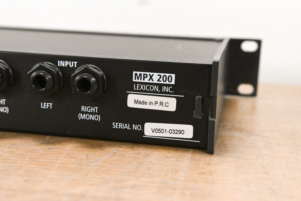 Lexicon MPX 200 24-Bit Two-Channel Multi-Effect Processor