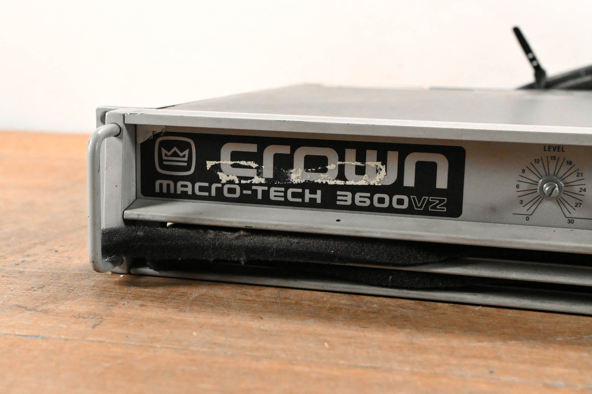Crown Macro-Tech 3600VZ 2-Channel Power Amplifier