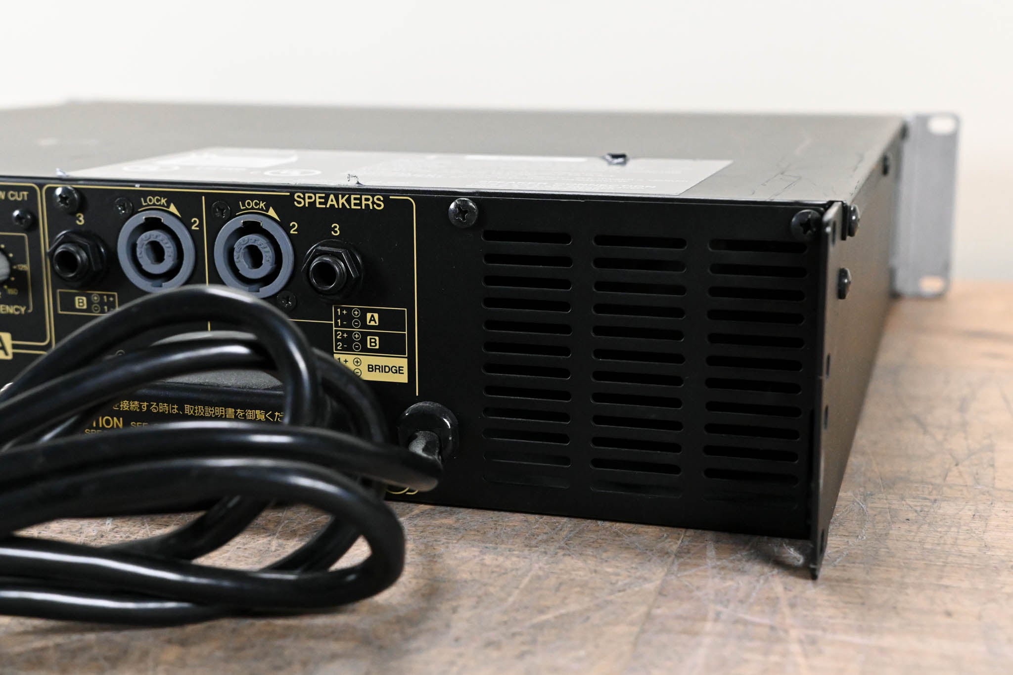 Yamaha P2500S 2-Channel Power Amplifier