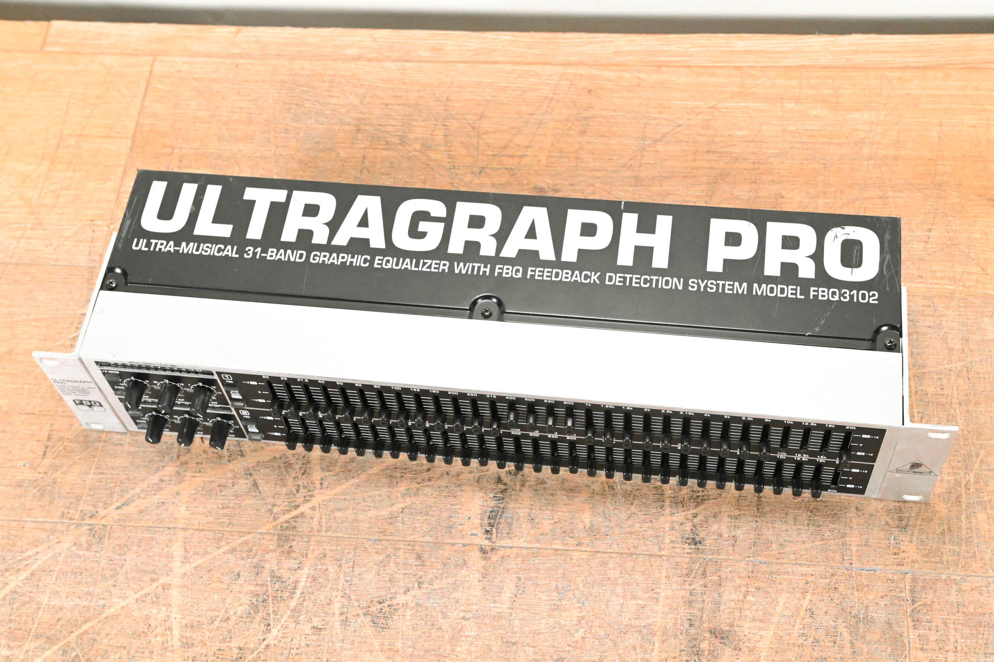 Behringer ULTRAGRAPH PRO FBQ3102 Dual 31-Band Graphic Equalizer