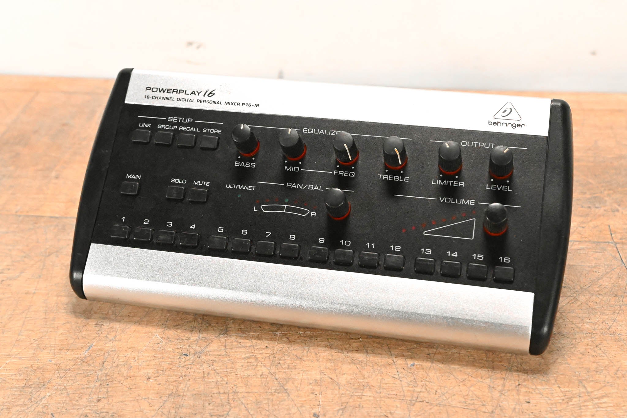 Behringer Powerplay P16-M 16-Channel Digital Personal Mixer