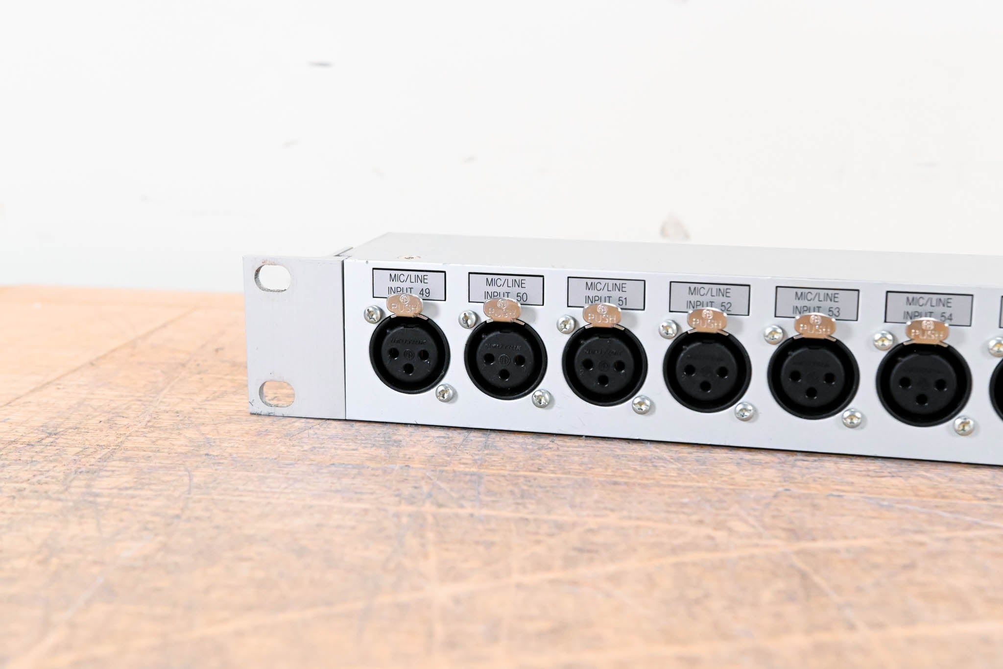 Studer D21m Modular I/O - 16x Mic/Line Inputs to 4x DB25 Connectors