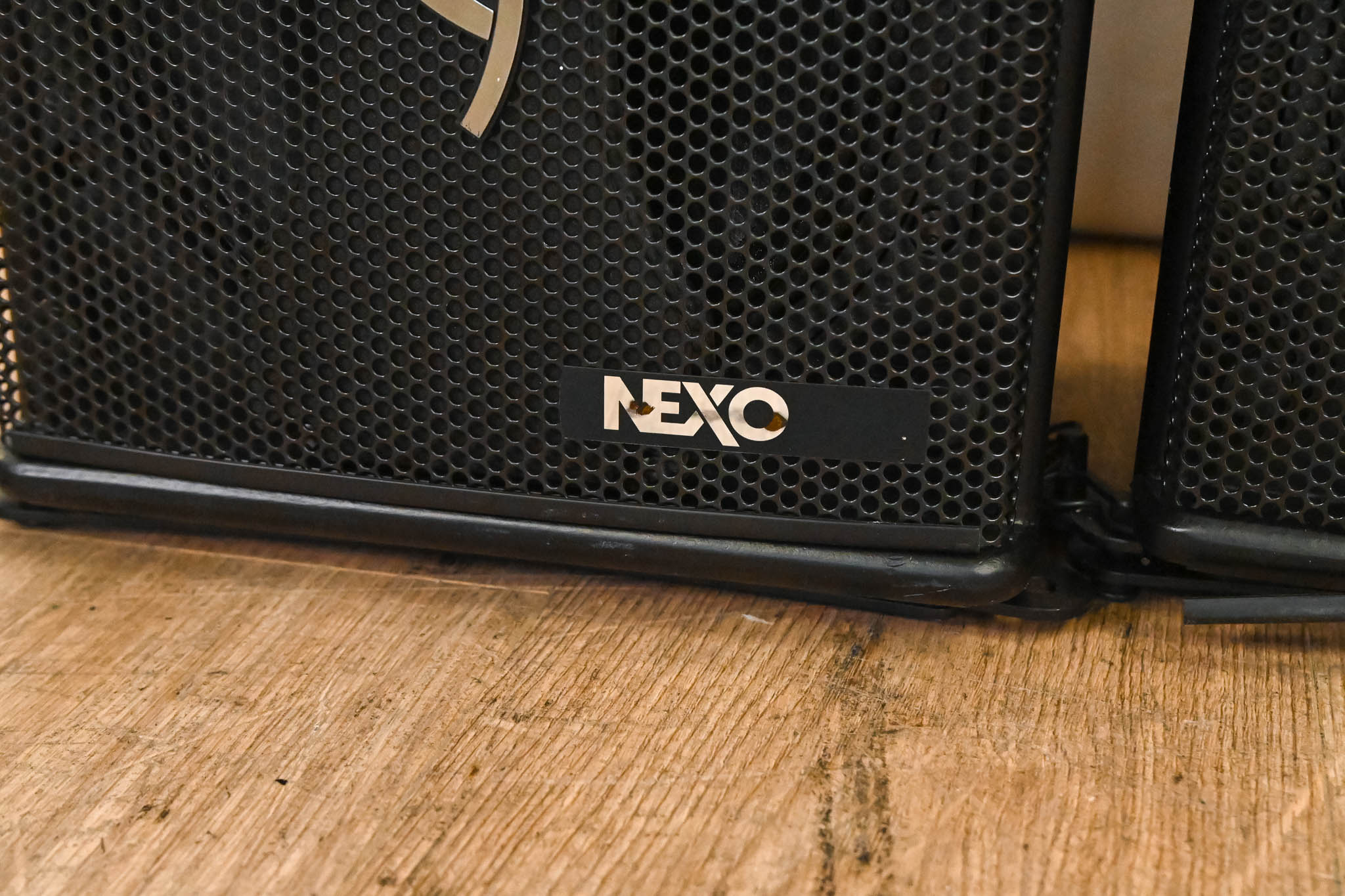 NEXO GEO S805 Compact High-Output Array Module (PAIR)