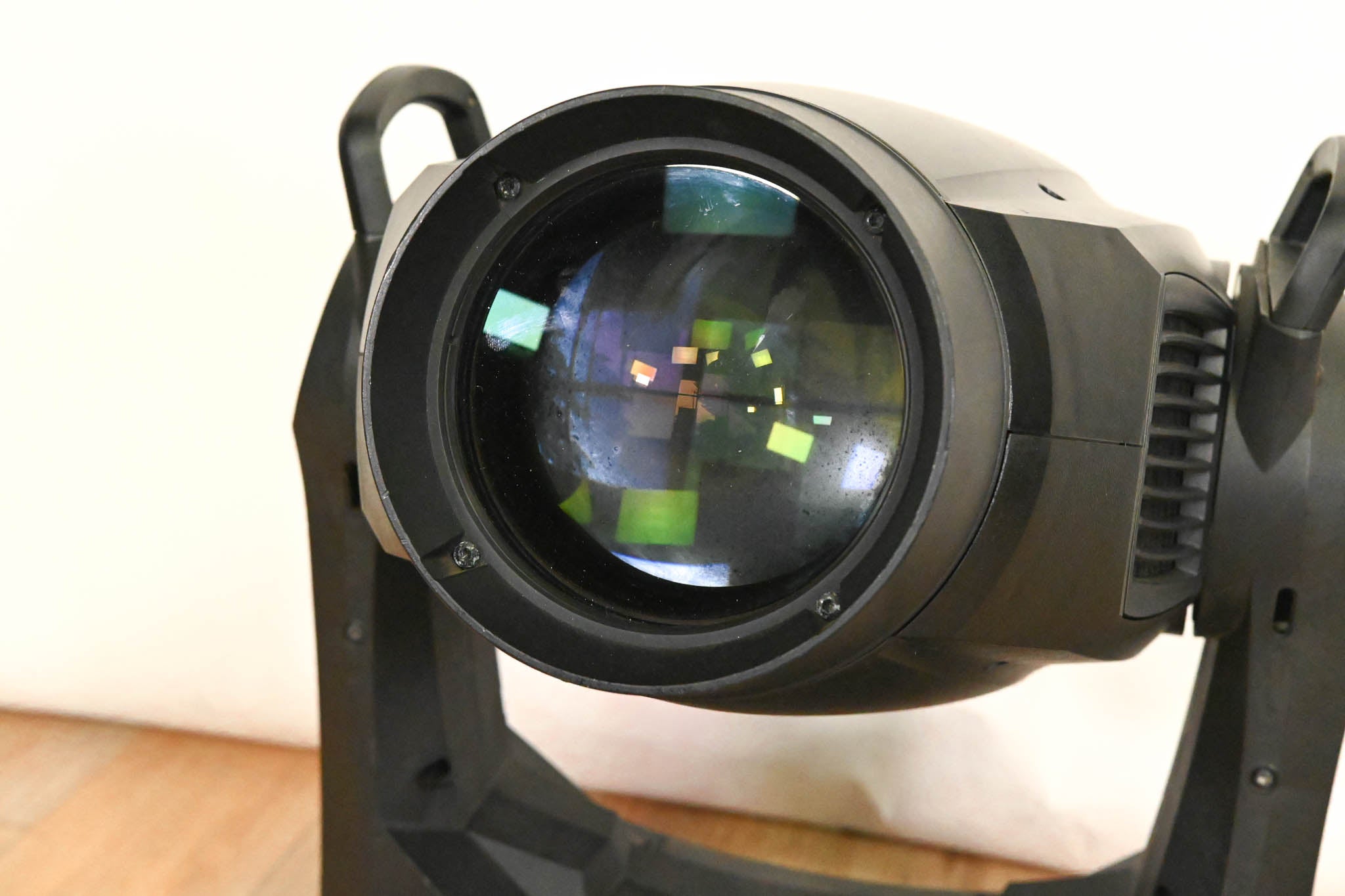 Martin MAC Viper Profile High Output Discharge-Based Moving Light