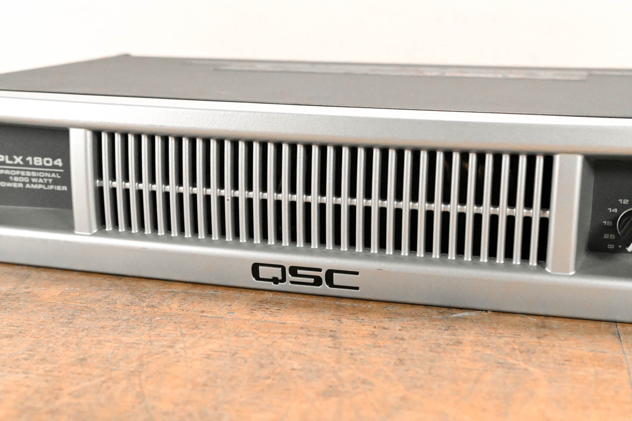 QSC PLX1804 2-Channel Power Amplifier