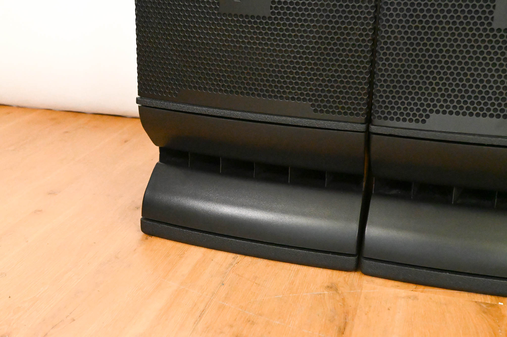 JBL VRX932LA-1 12" Two-Way Line Array Loudspeaker System (PAIR)