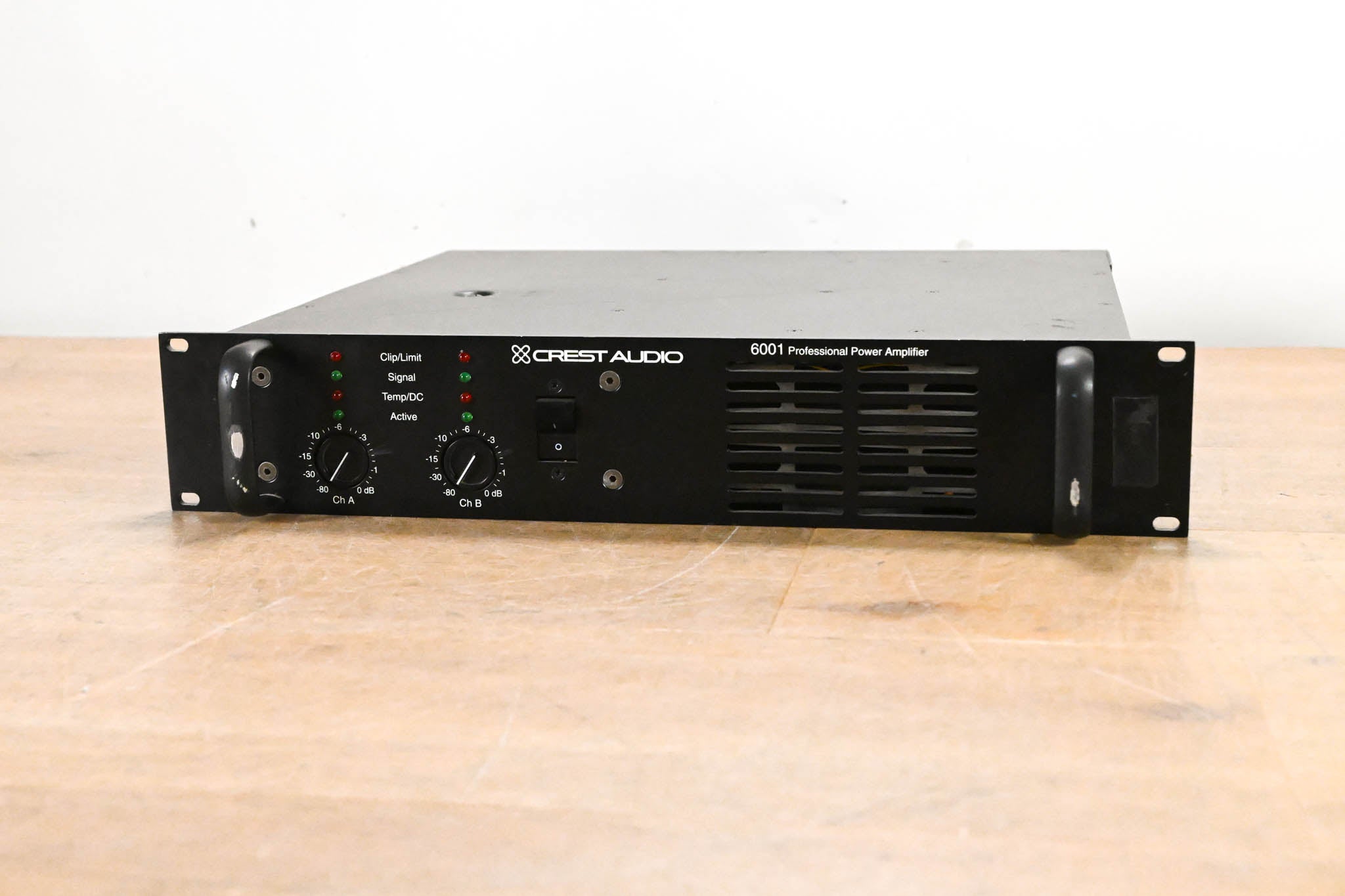 Crest Audio 6001 2-Channel Power Amplifier