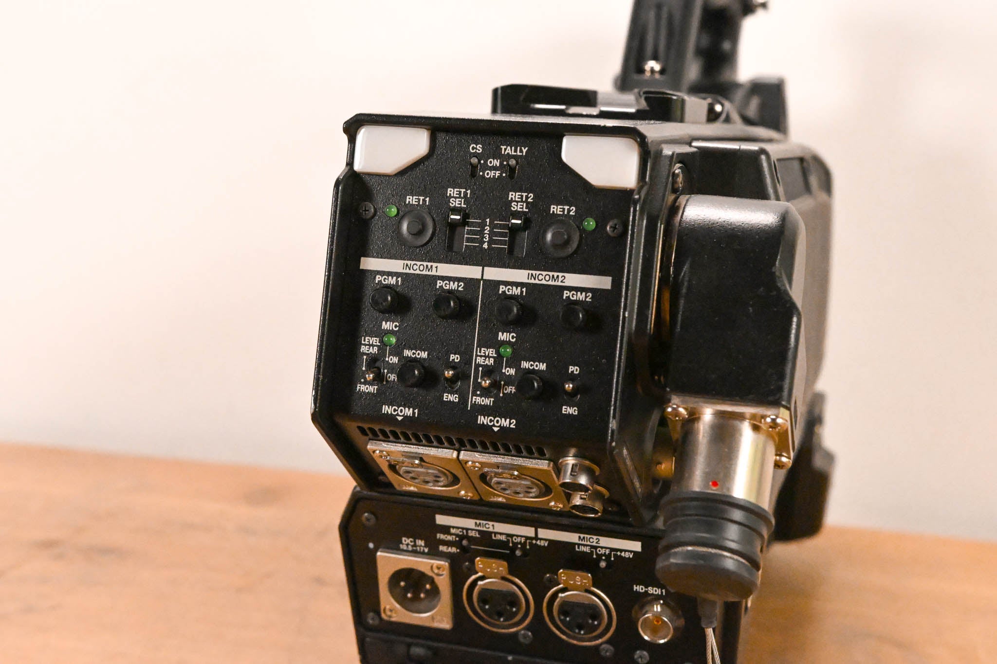 Hitachi Z-HD5000 HDTV Camera with CA-HF1000 Camera Adaptor