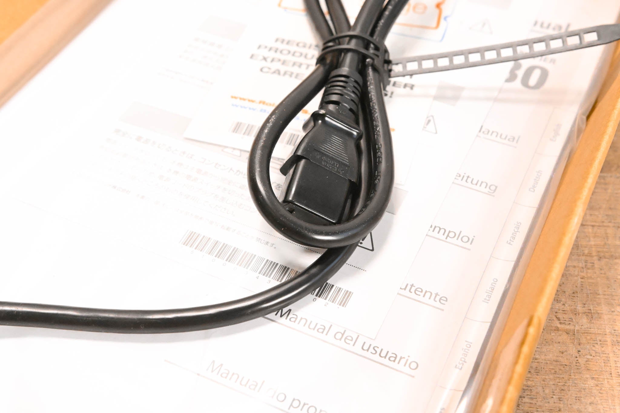 Roland BA-330 Portable Stereo PA System