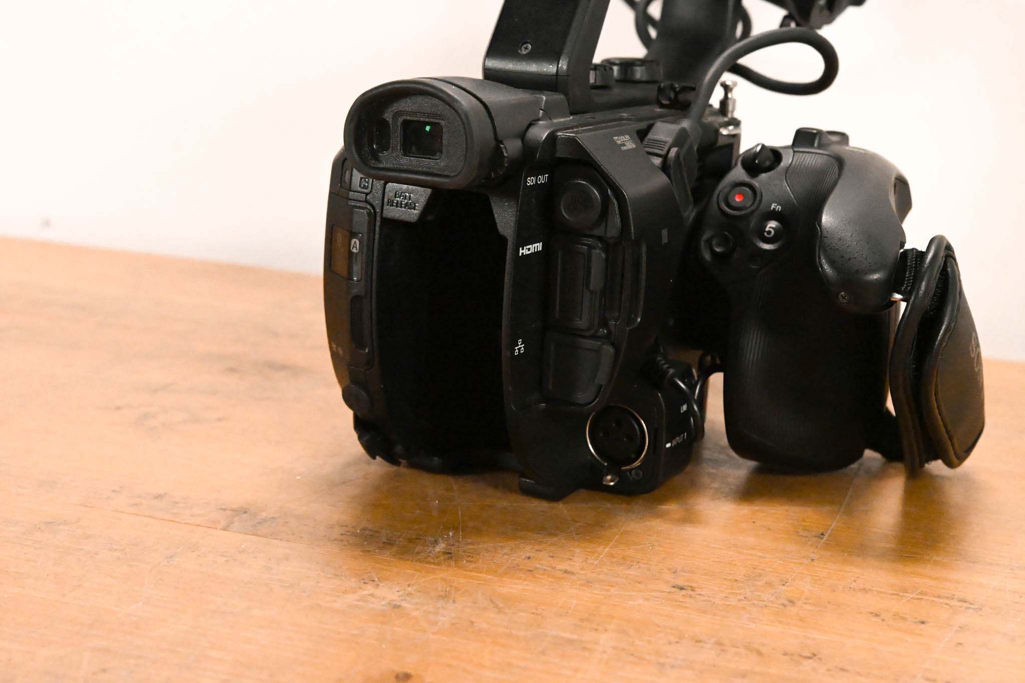 Sony PXW-FS5M2 4K XDCAM Super 35mm Compact Camcorder