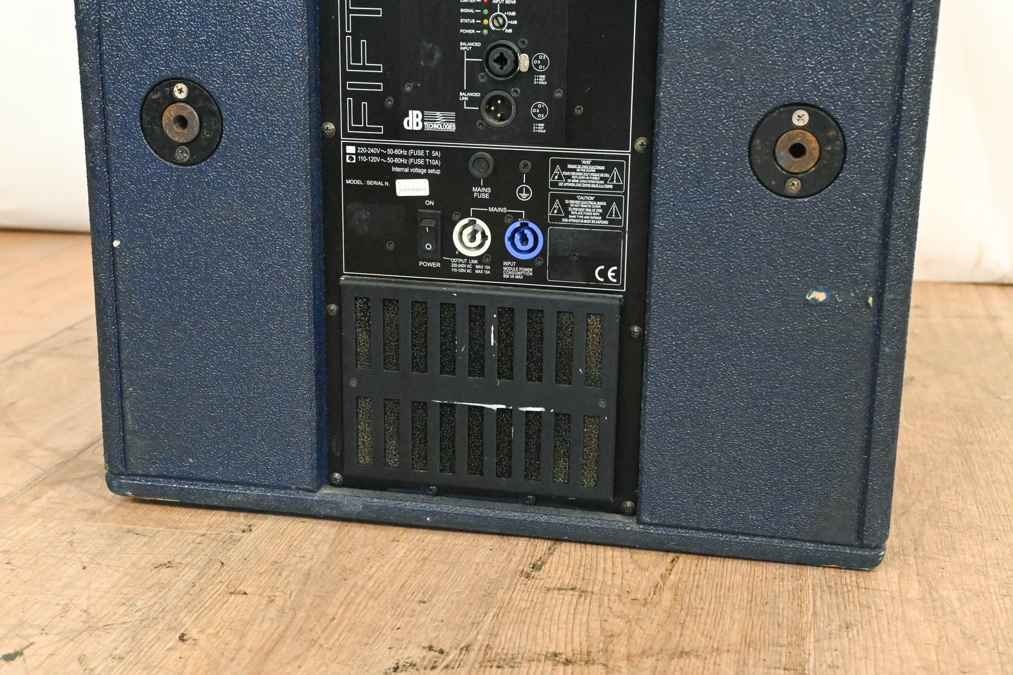 dB Technologies FL15 Fifty Line 15" Active Mid-Bass PA Speaker