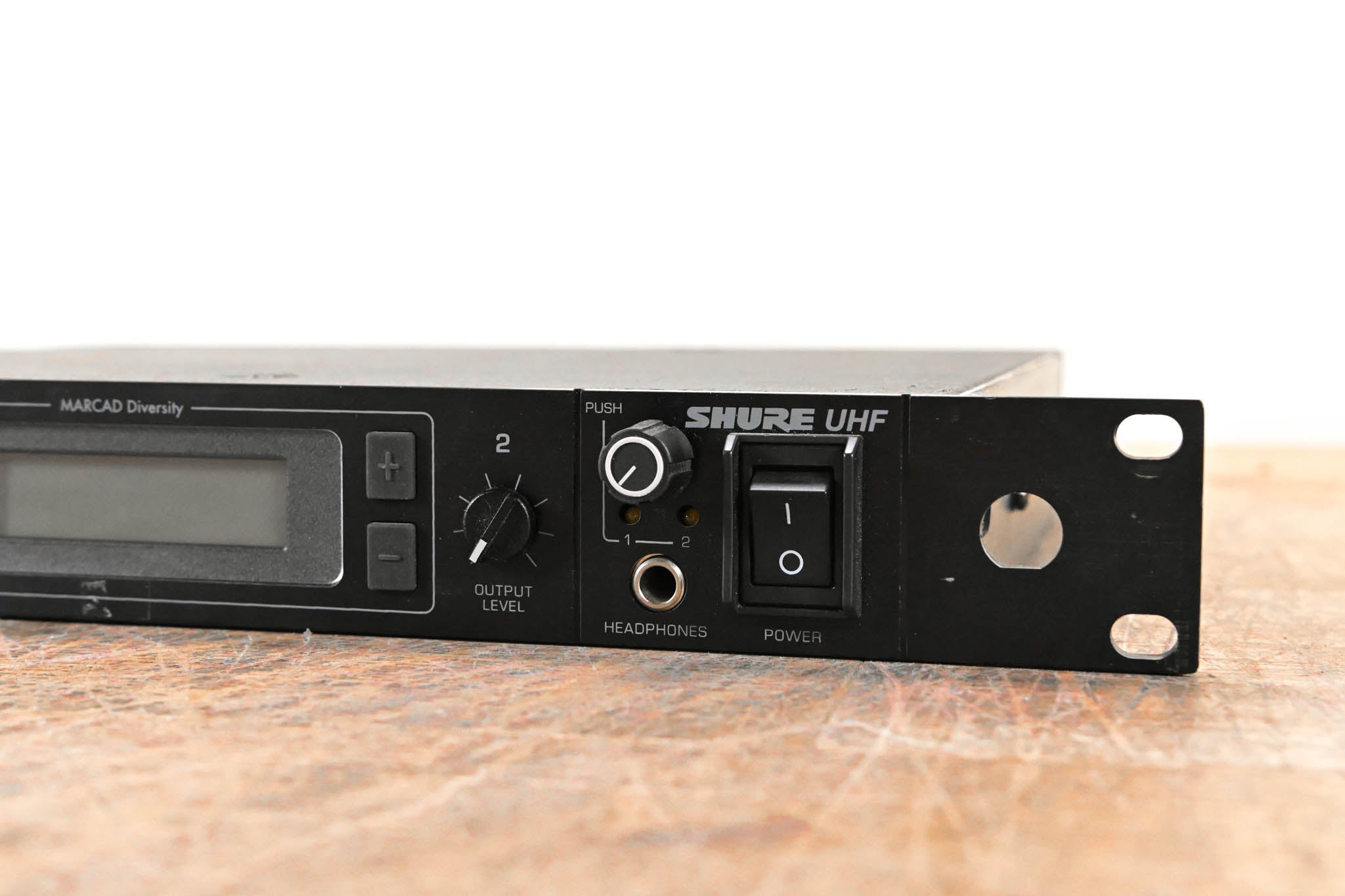 SHURE factory UHF MODEL U4D-UA 782-806 MHZ DUAL CHANNEL WIRELESS RECEIVER .