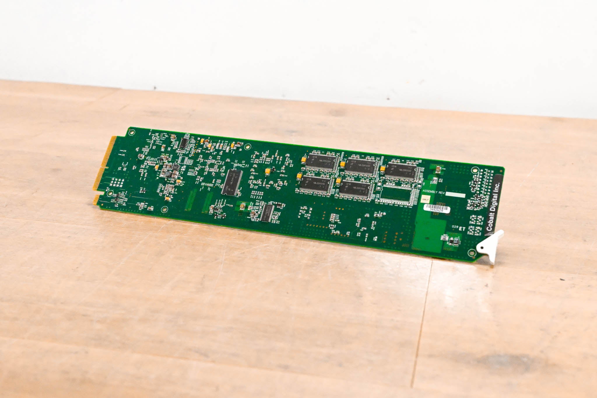 Cobalt 9821 HD/SD-SDI IO Downconverter Card