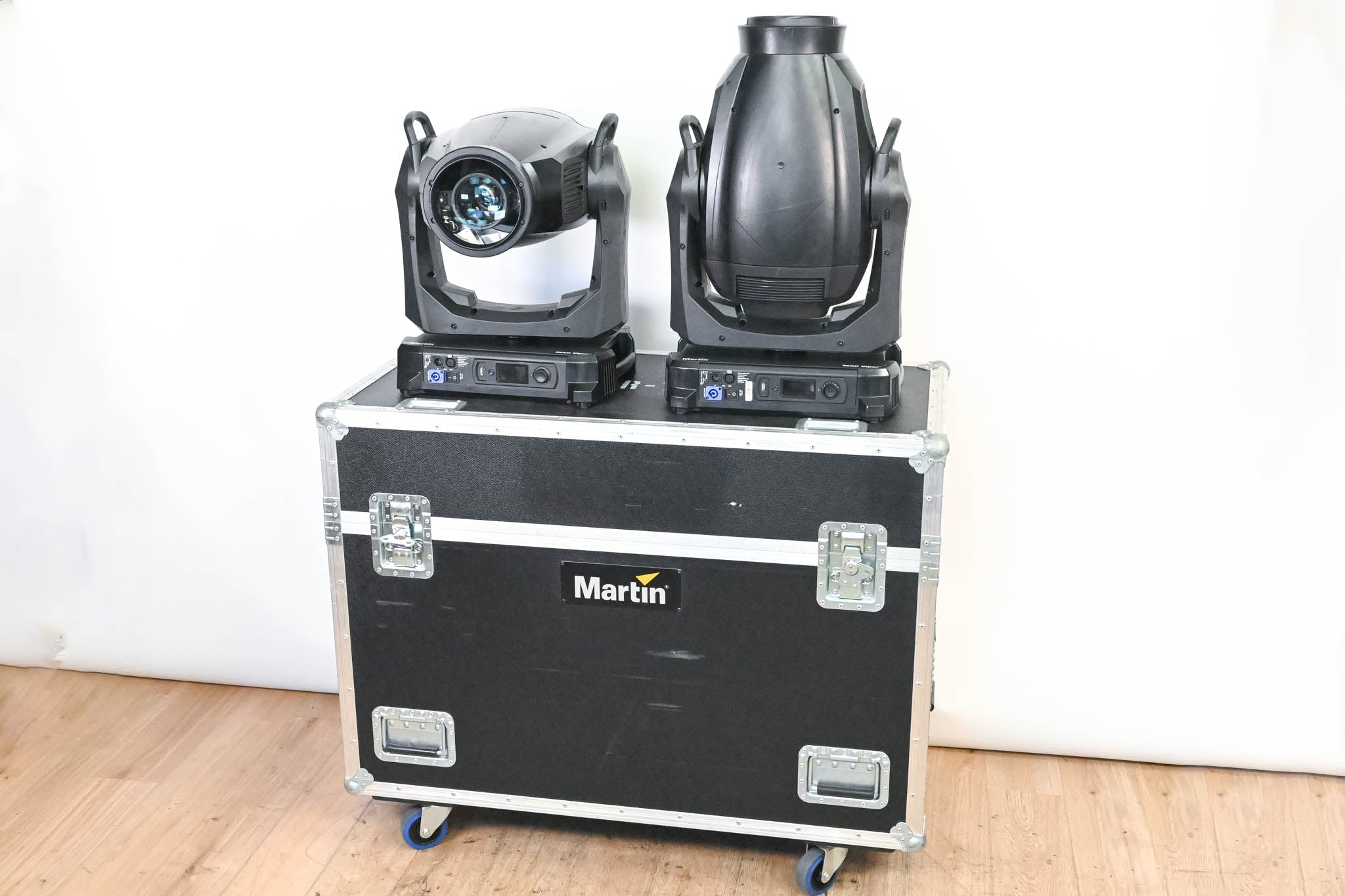 Martin MAC Viper AirFX Aerial Effects Fixture Pair with Flight Case