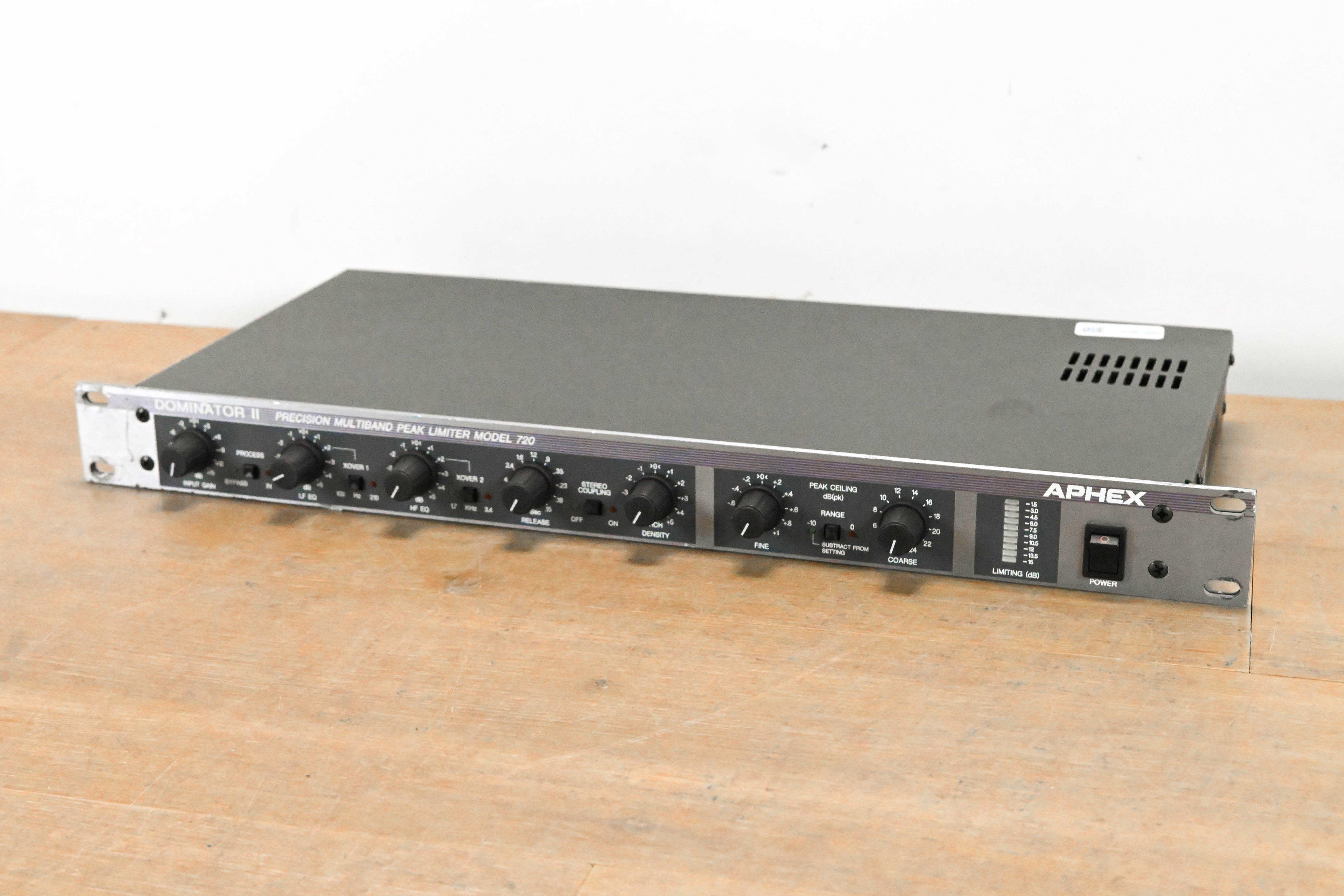 Aphex 720 DOMINATOR II Precision Multiband Peak Limiter