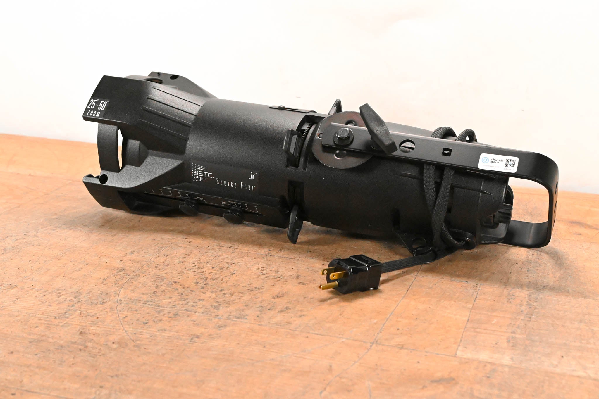 ETC Source Four Jr 25-50 Degree Zoom 575 Ellipsoidal Light