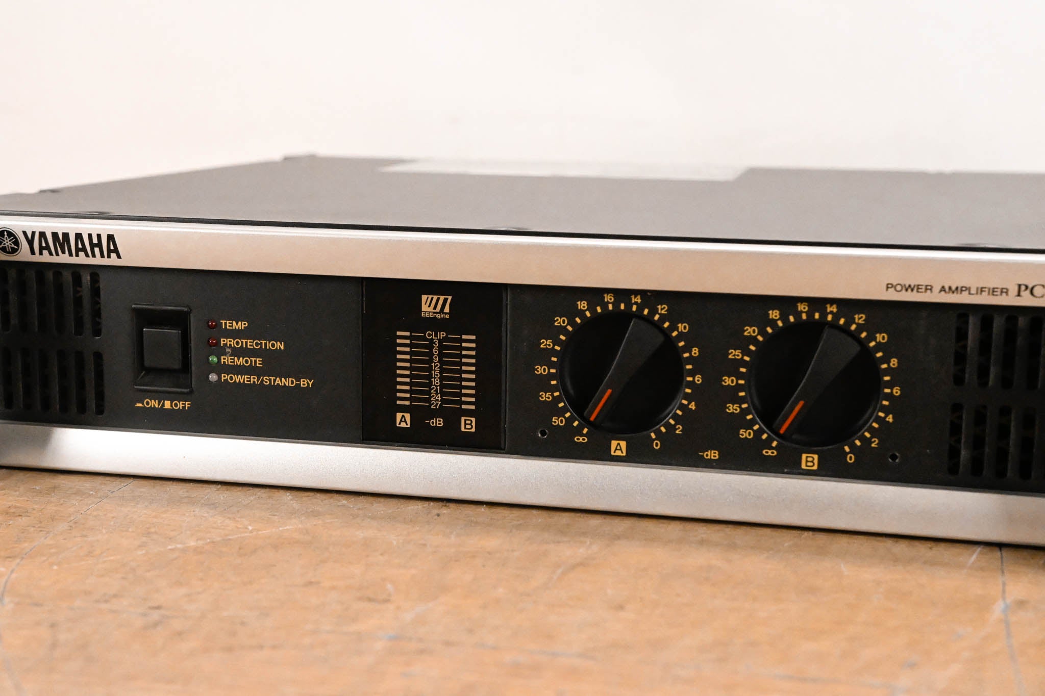 Yamaha PC9501N Two-Channel Power Amplifier