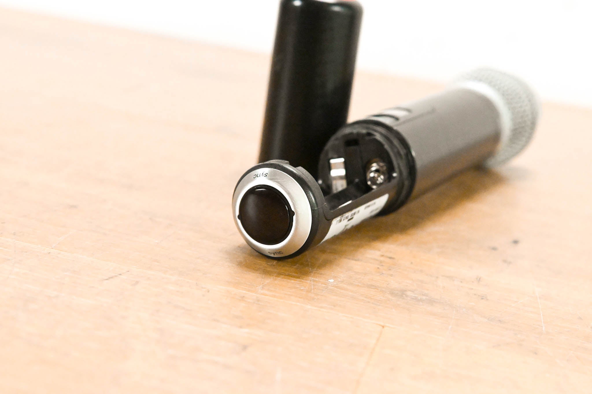 Shure SLX2/SM86 Wireless Handheld Transmitter - J3 Band: 572-596 MHz
