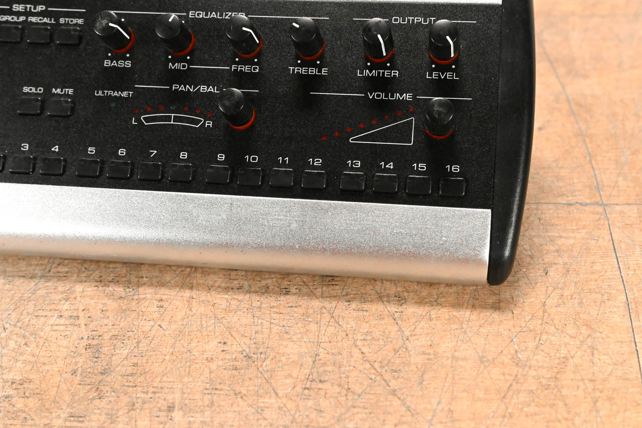 Behringer Powerplay P16-M 16-Channel Digital Personal Mixer