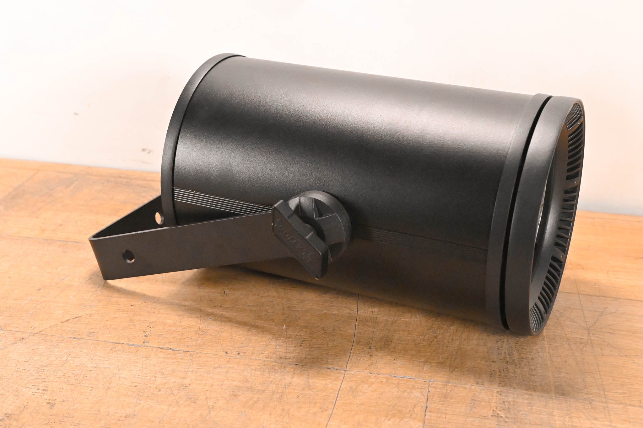 Elation Fuze Pendant 230W RGBWL LED House Light Fixture (NO PSU)