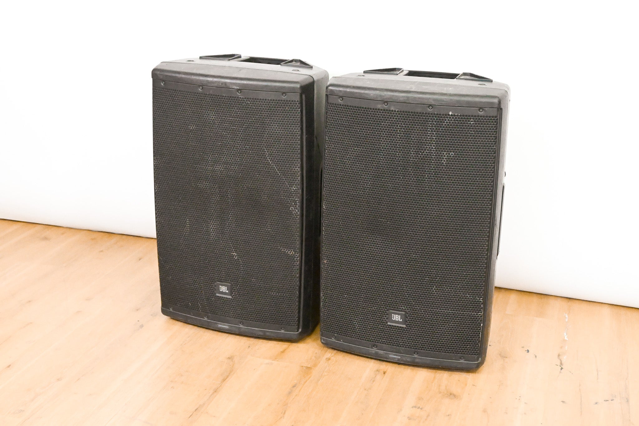 JBL EON615 15" 1000W 2-Way Powered Loudspeaker (PAIR)