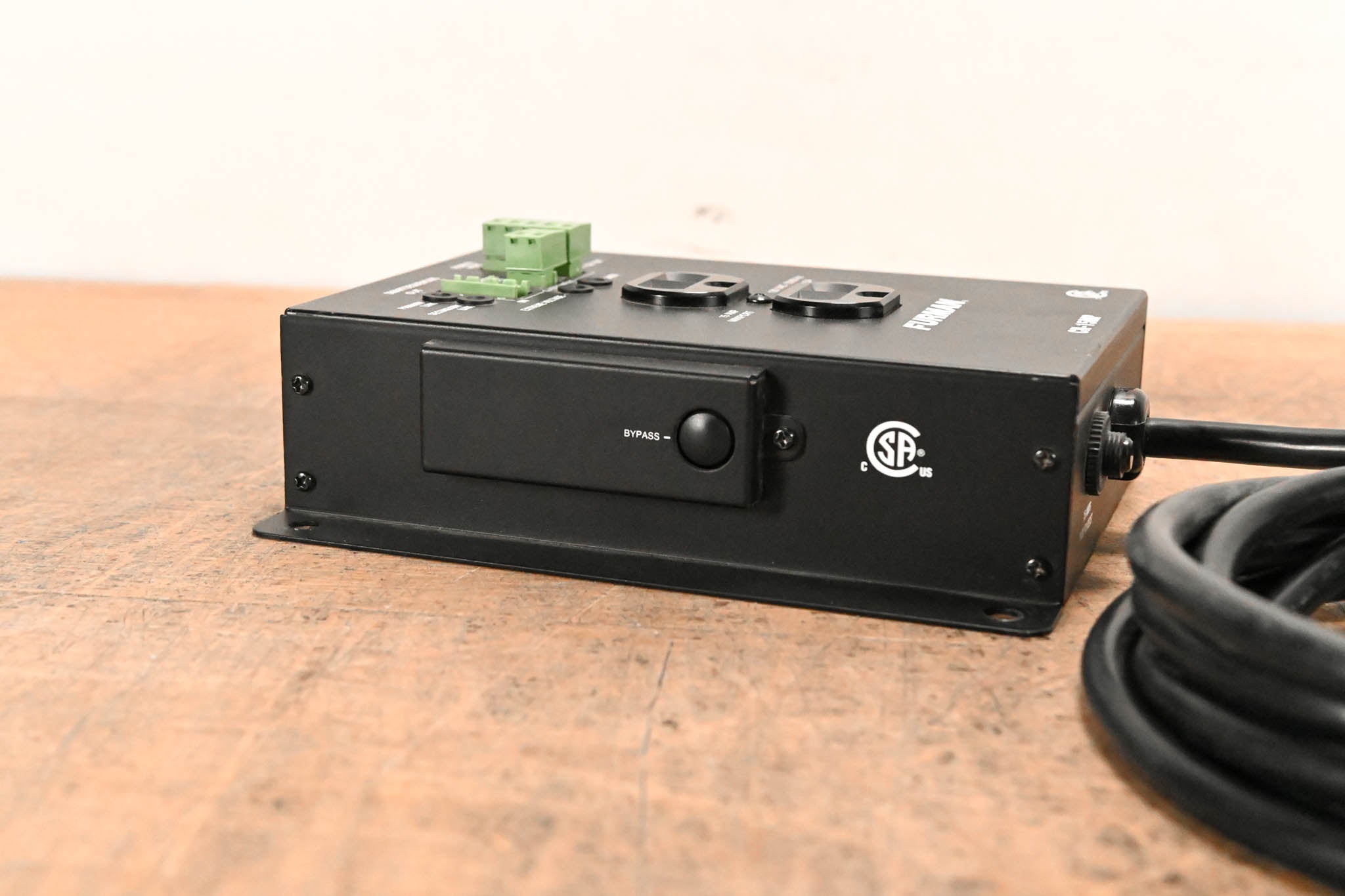 Furman CN-15MP Contractor Series MiniPort