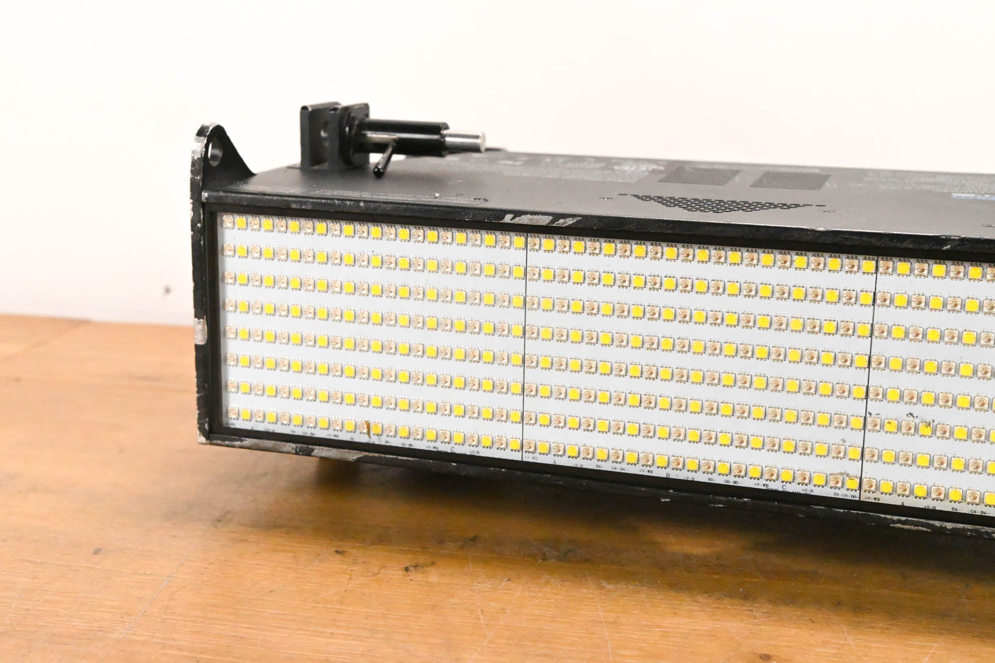 Philips Showline SL Nitro 510C RGBW LED Strobe Light