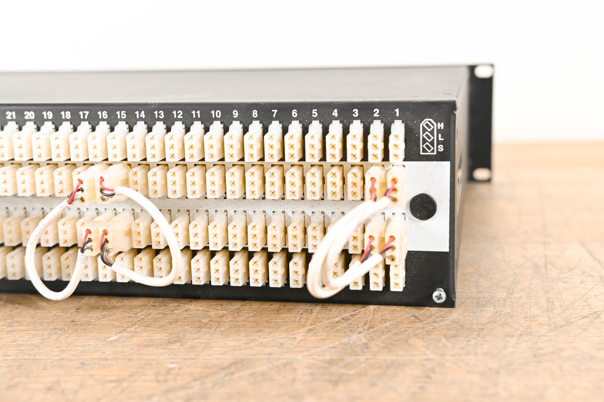 Bittree B96DC-FNOST/E3 M2OU12B 2x48 2RU TT Patchbay