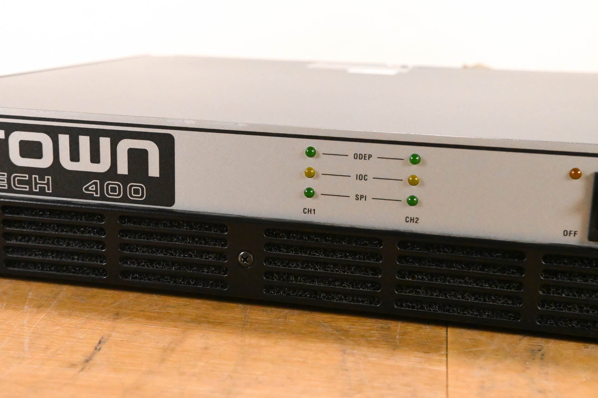 Crown Com-Tech 400 2-Channel Power Amplifier