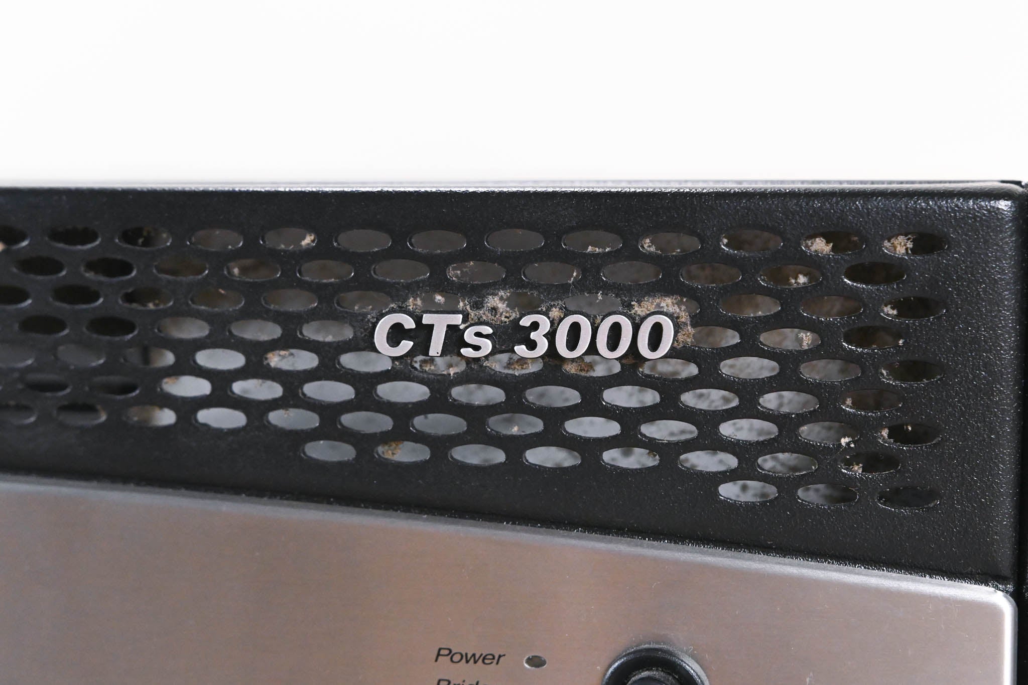 Crown CTs 3000 2-Channel Power Amplifier