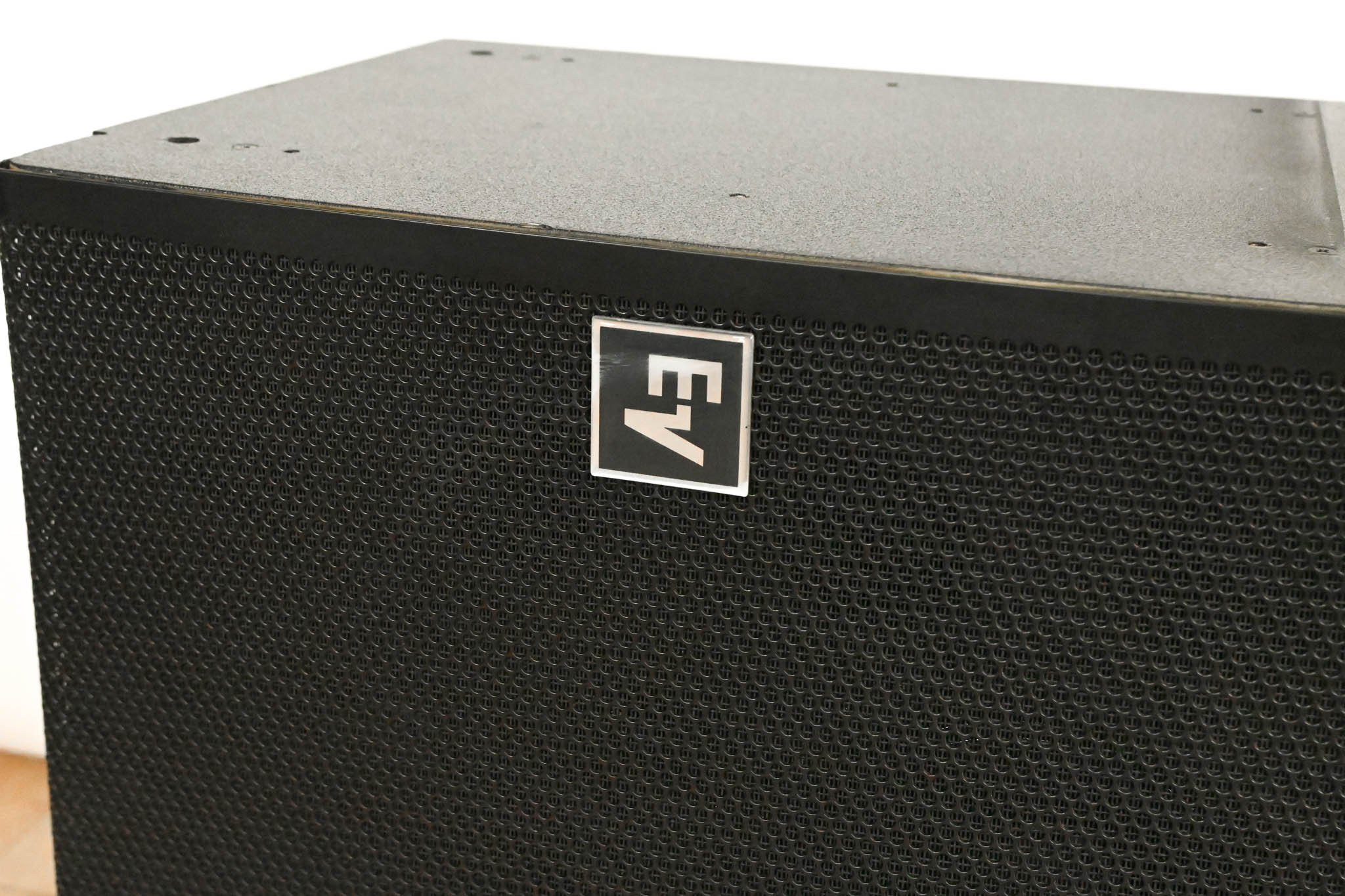 Electro-Voice (EV) EVA-2082S/906 Full-Range Line-Array Speaker (PAIR)