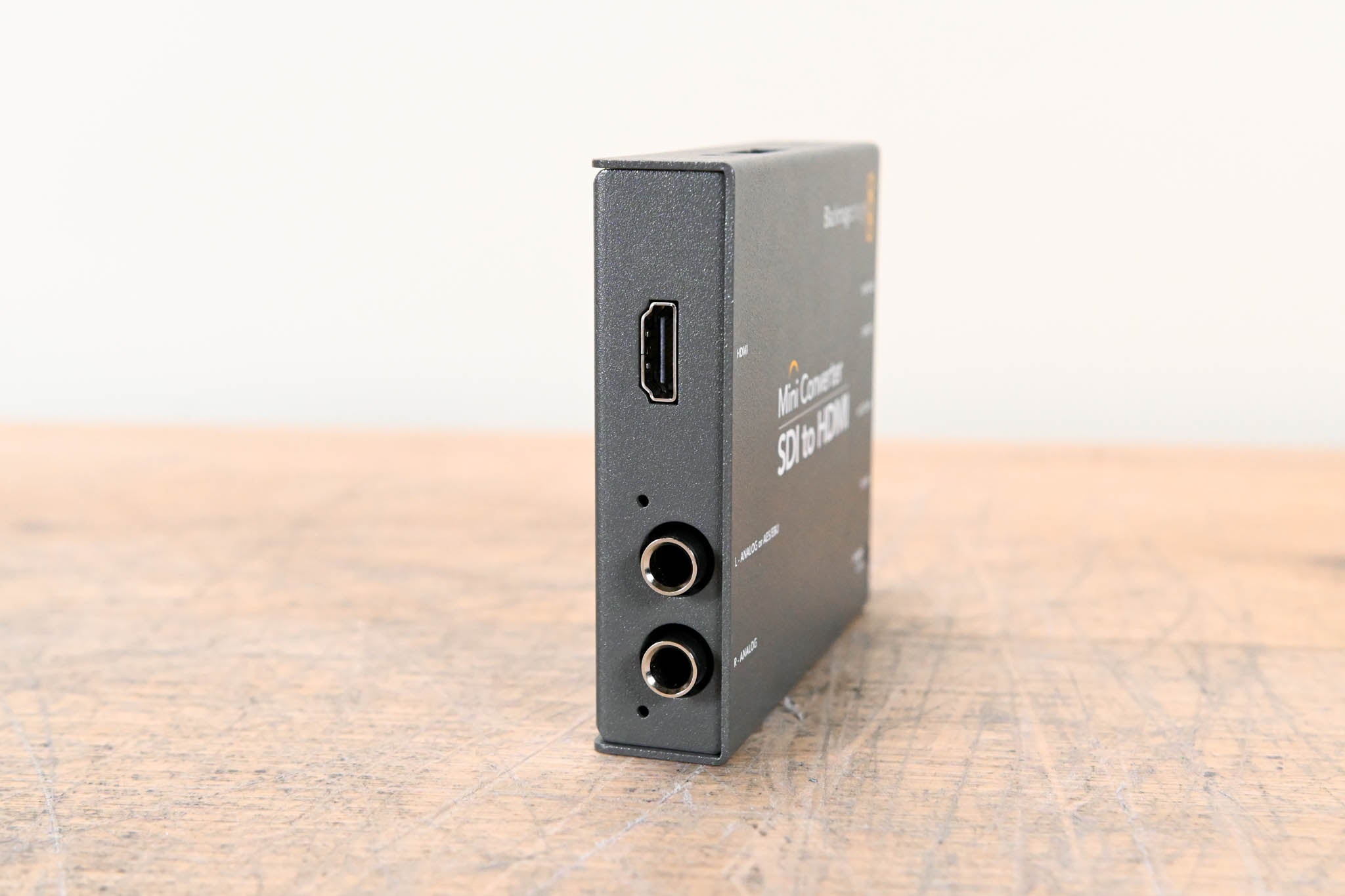 Blackmagic Design Mini Converter - SDI to HDMI (NO POWER SUPPLY)