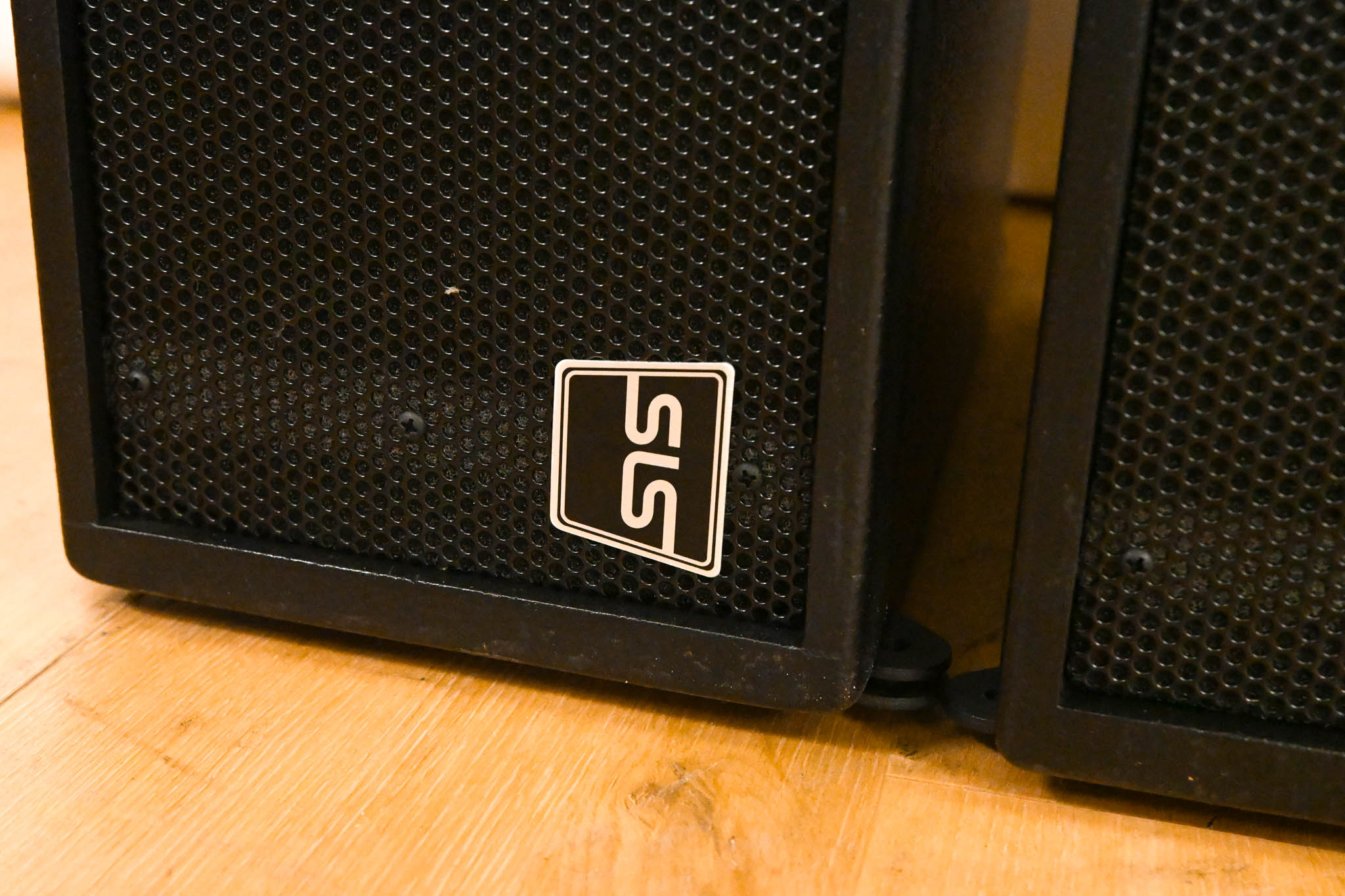 SLS CPA7600 Compact 3-Way Line Array Speaker (PAIR)