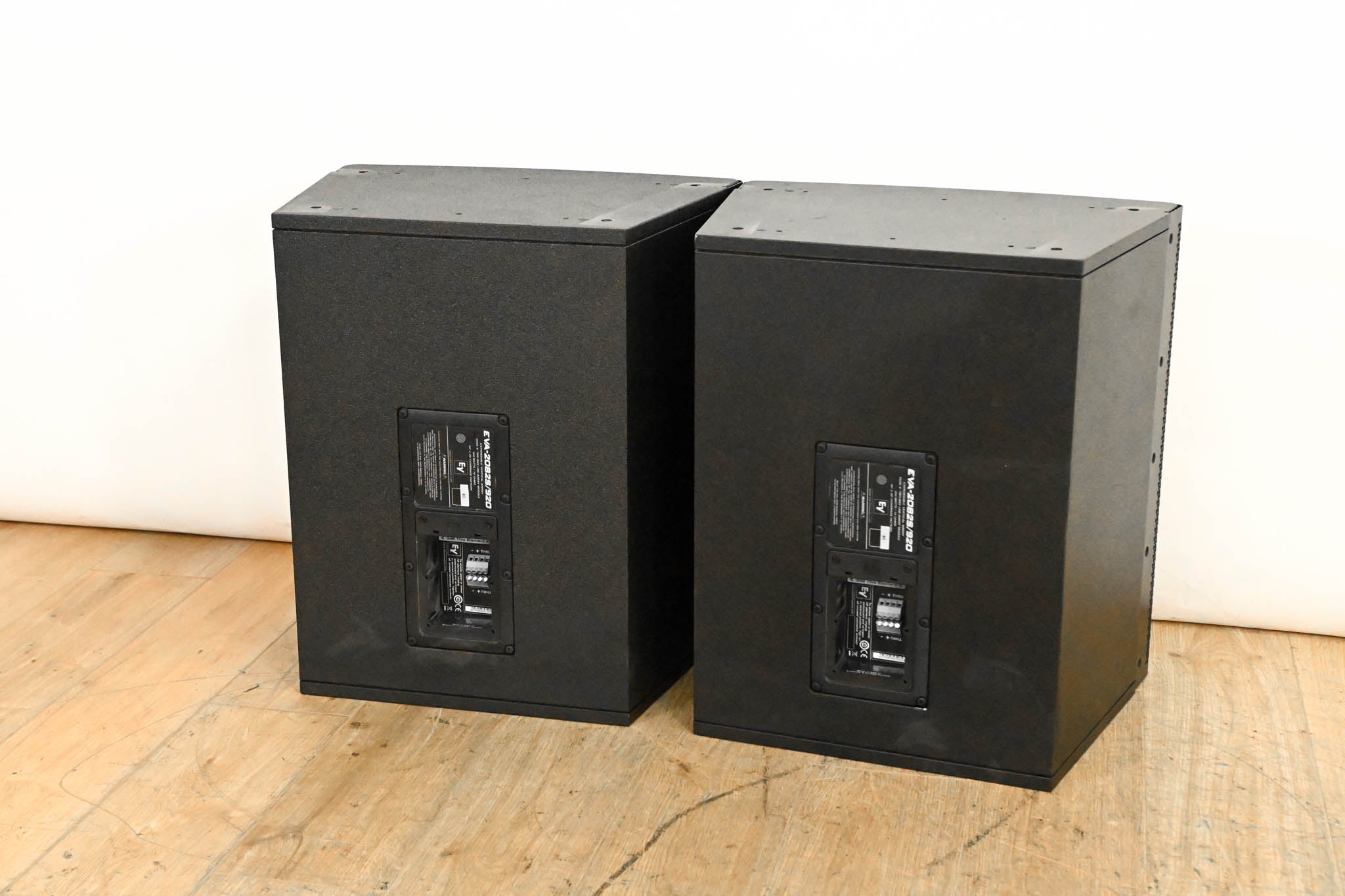 Electro-Voice (EV) EVA-2082S/920 Full-Range Line-Array Speaker (PAIR)
