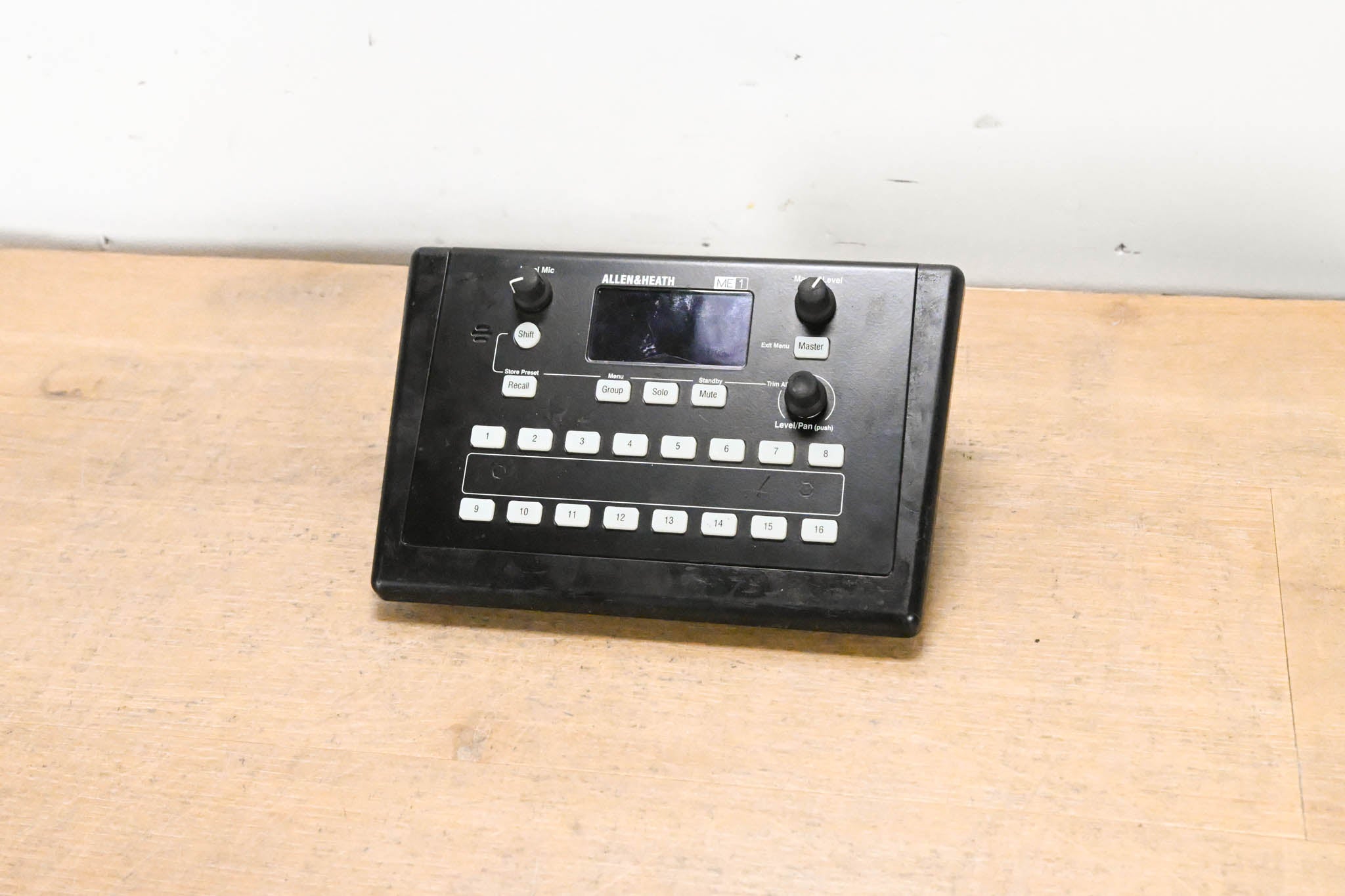 Allen & Heath ME-1 Personal Monitor Mixer