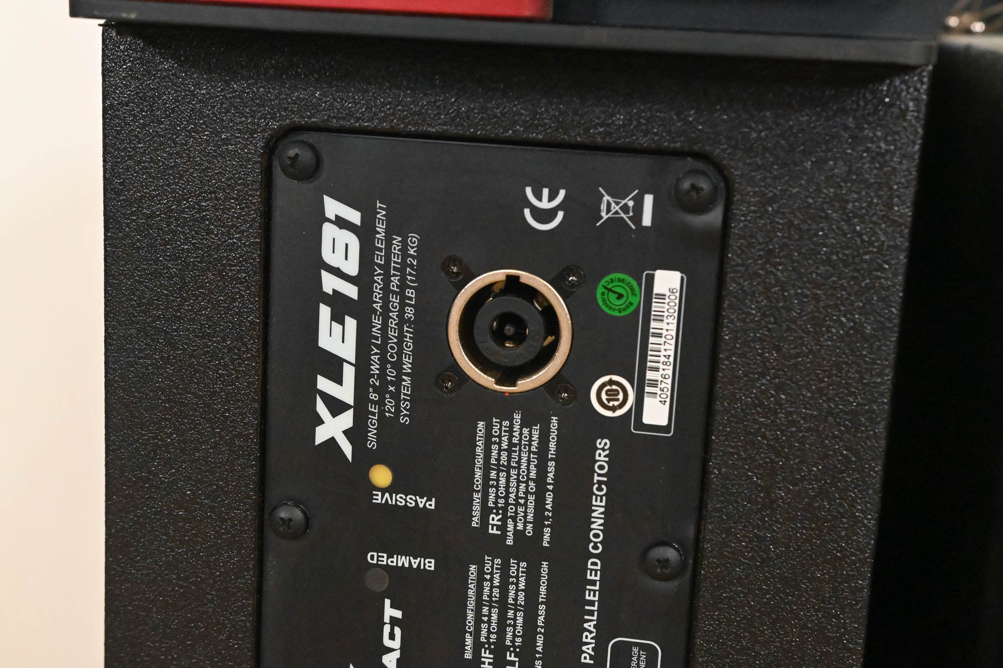 Electro-Voice (EV) XLE181 8" 2-Way Passive Line Array Speaker (PAIR)