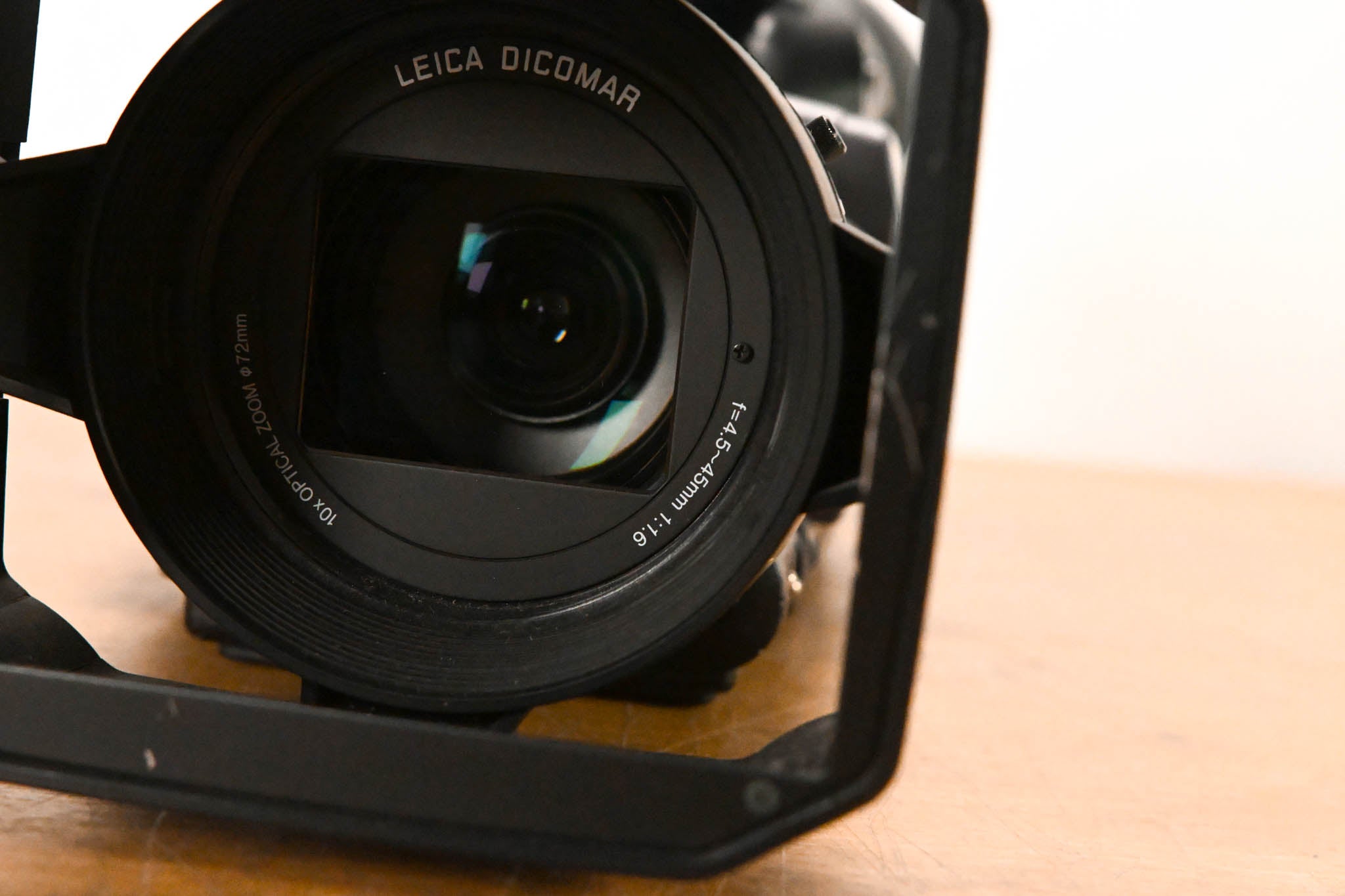 Panasonic AG-DVX100B 3-CCD Mini-DV Cinema Video Camcorder