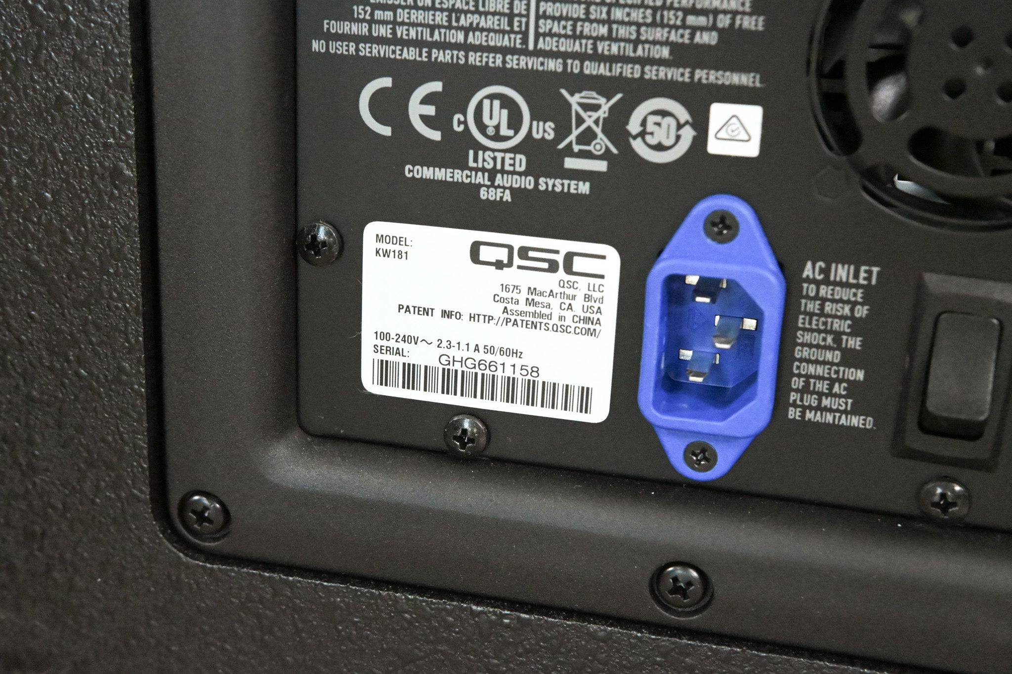 QSC KW181 1000W 18" Powered Subwoofer