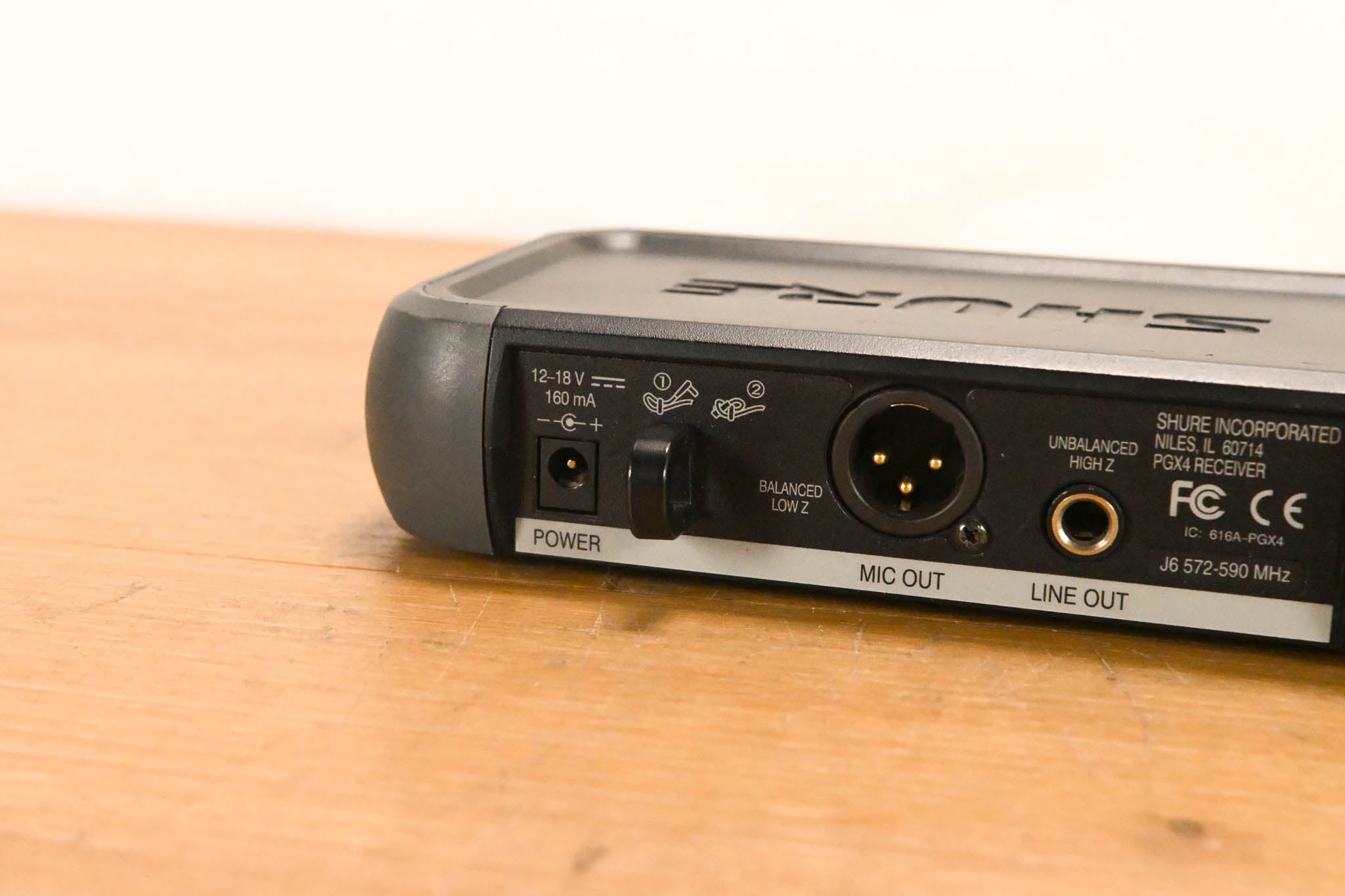 Shure PGX14 Wireless Beltpack System J6 Band - 572-590 MHz (NO PSU)