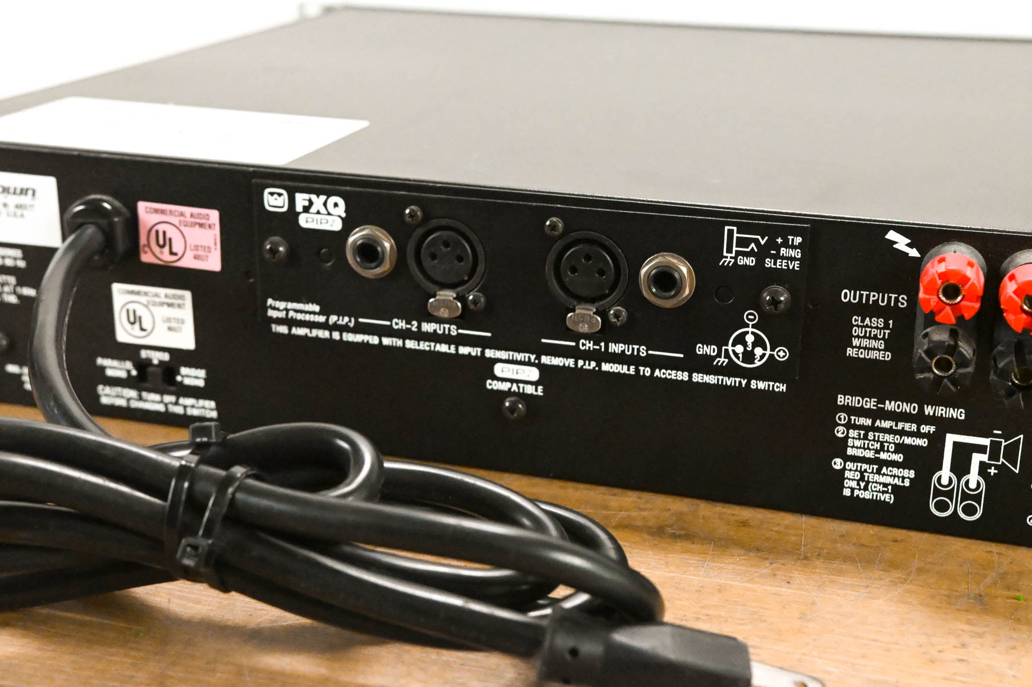 Crown Macro-Tech 1202 2-Channel Power Amplifier
