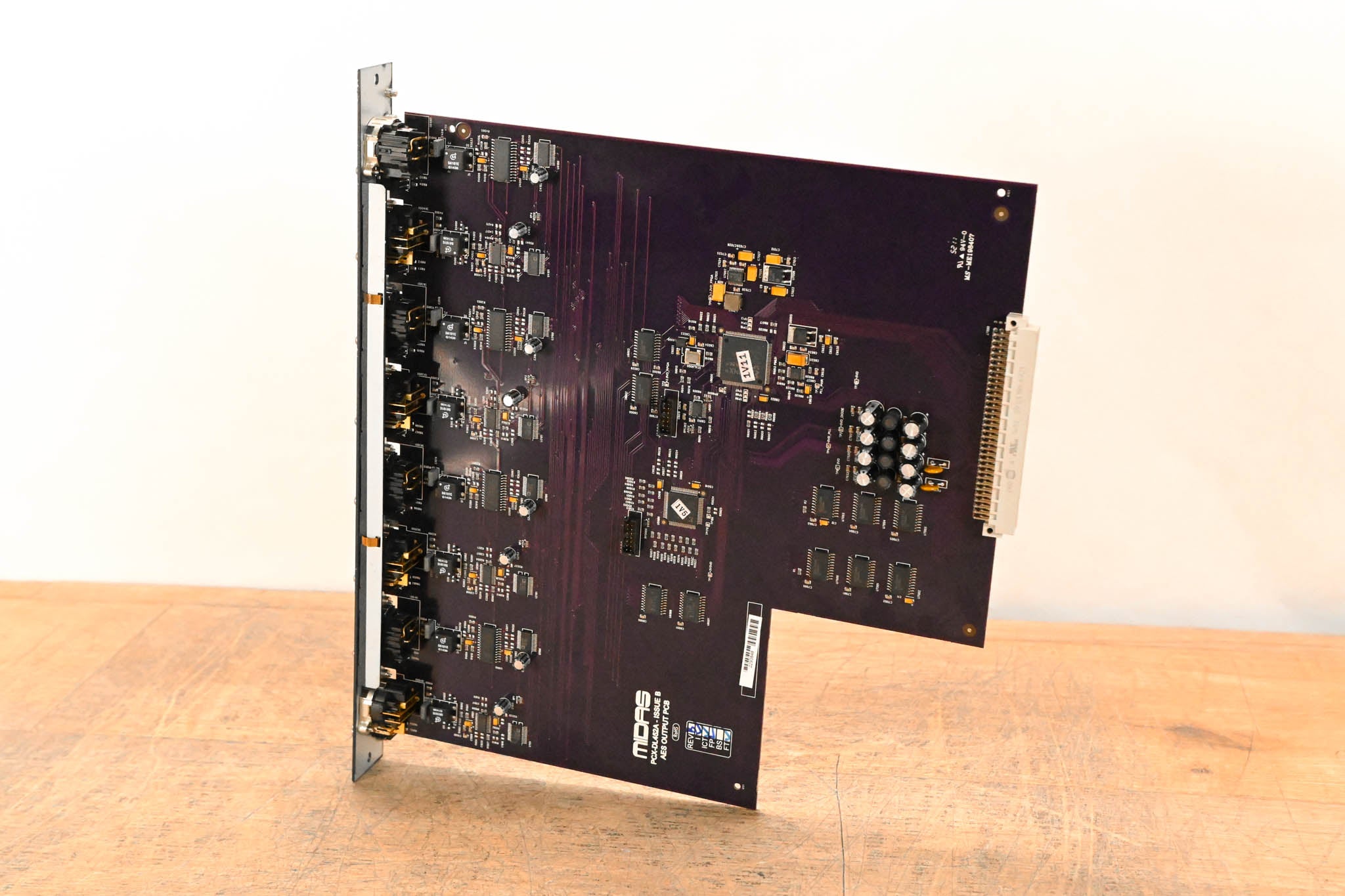 Midas DL452 AES3 Digital 8 Input, 8 Output Card
