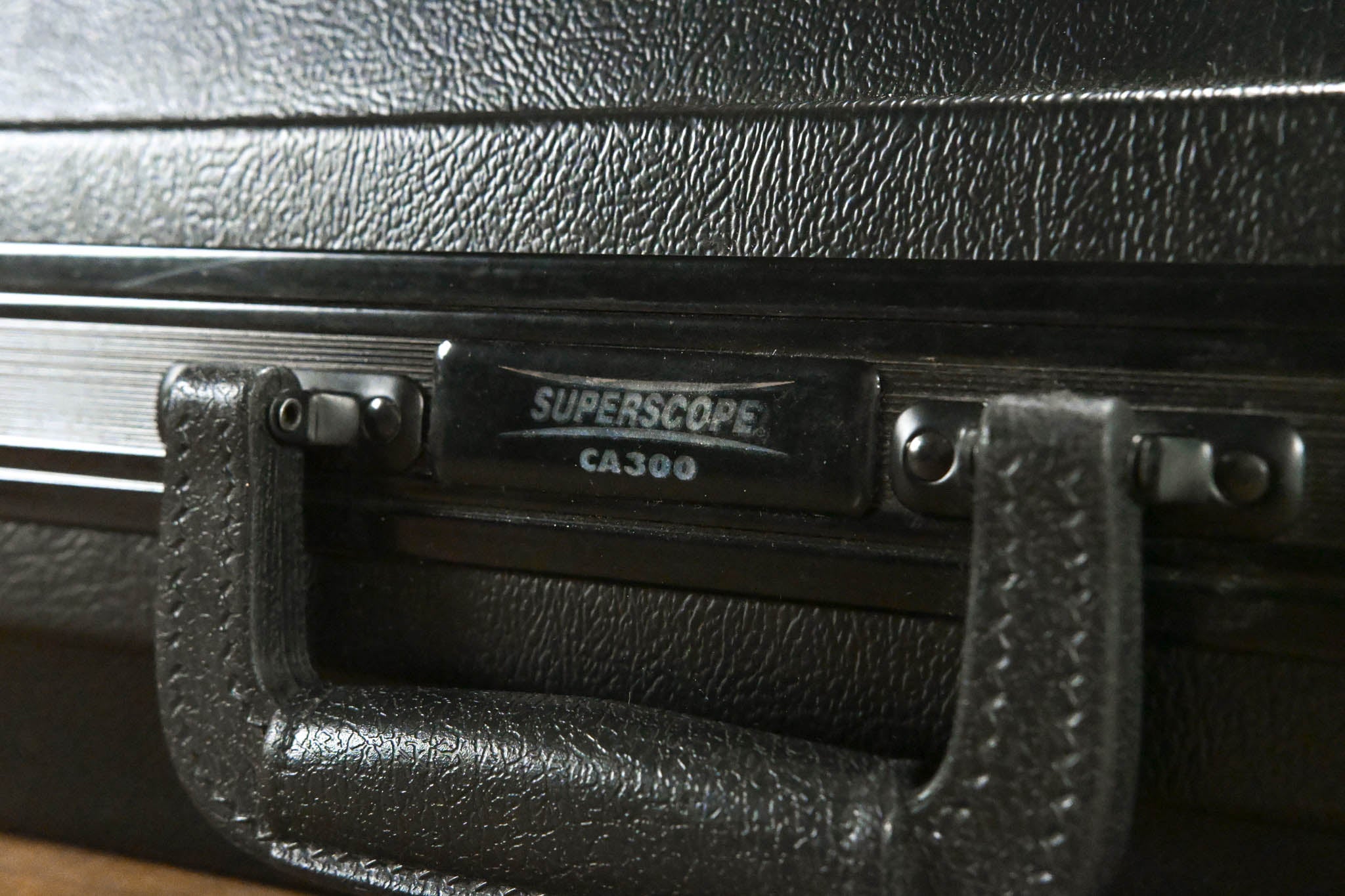 Superscope PSD330 Compact CD Player/Recorder with CA300 Carrying Case