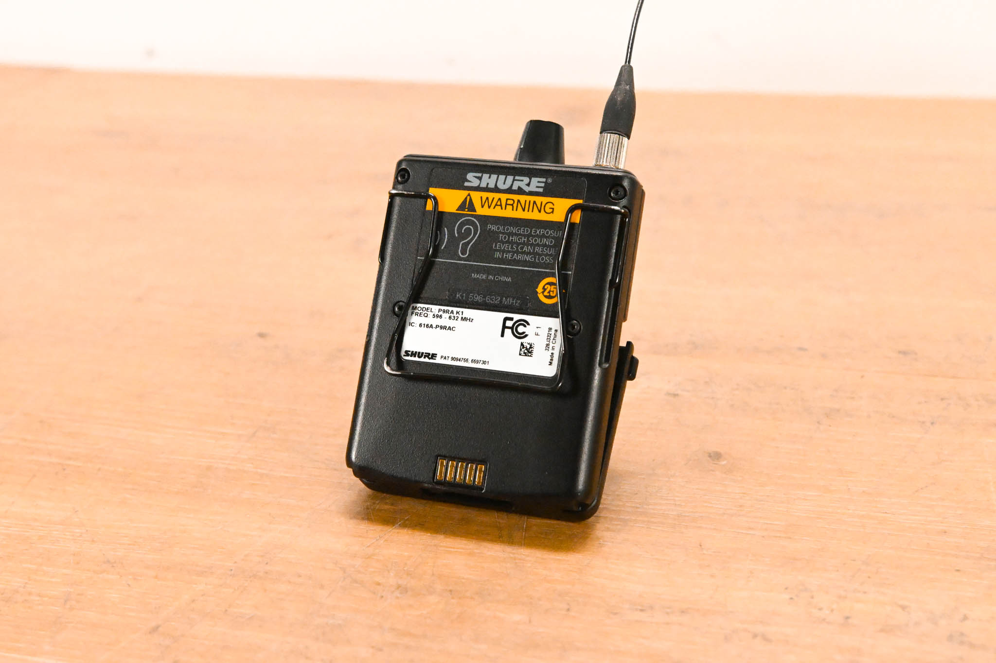 Shure P9RA-K1 Wireless Bodypack Receiver - K1 Band: 596-632 MHz