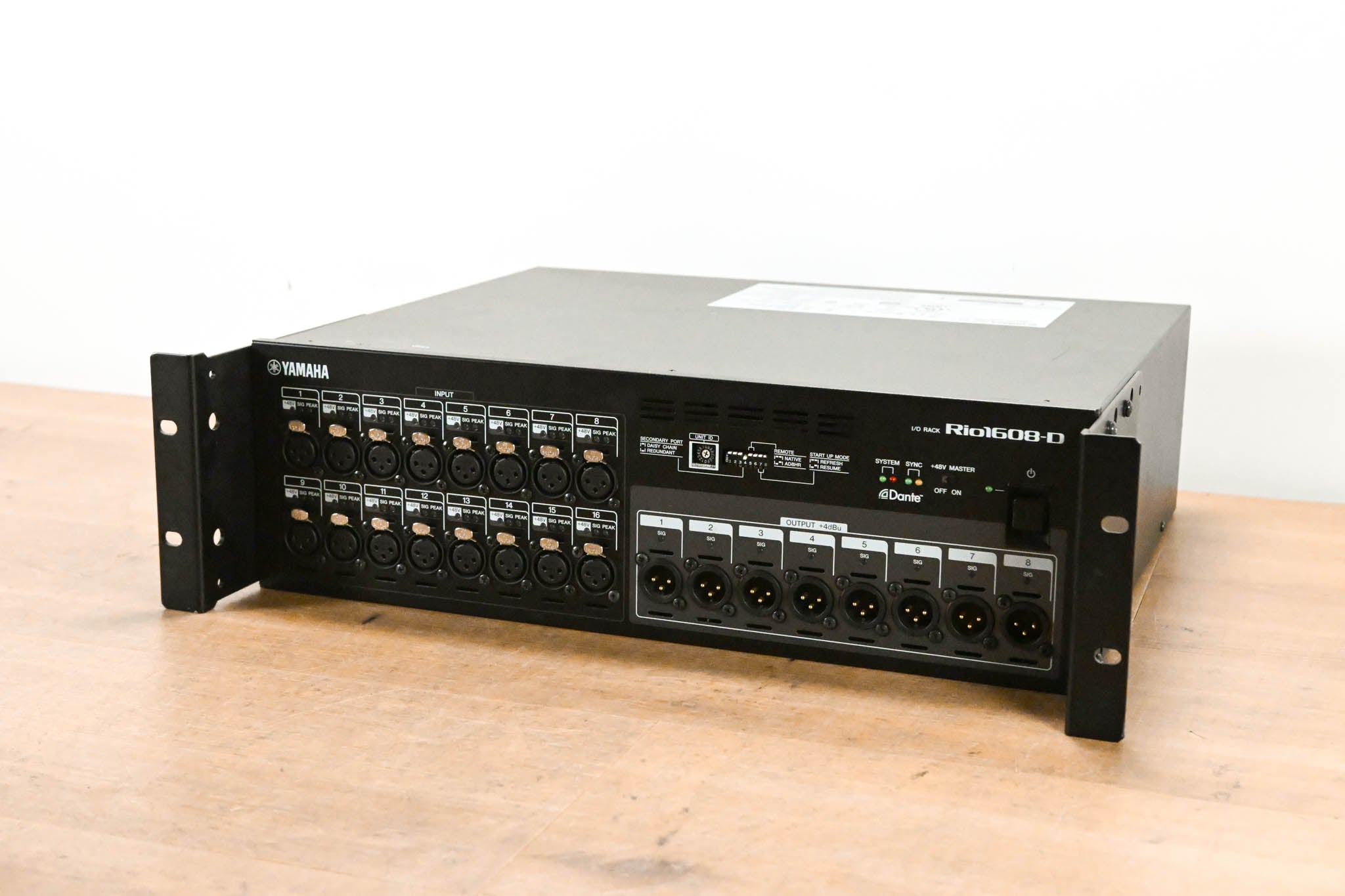 Yamaha Rio1608-D 16x8 Remote Stage Box