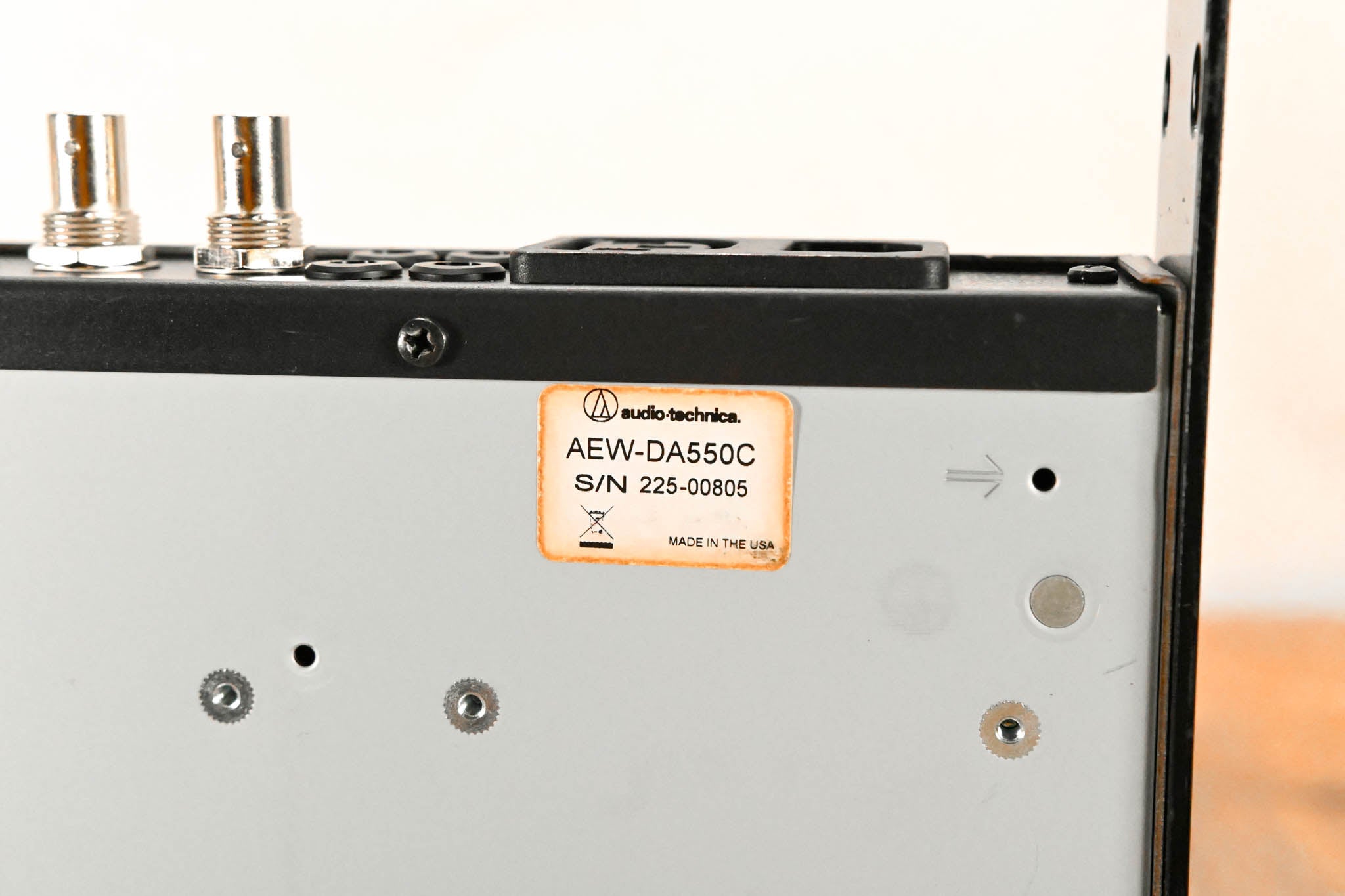 Audio-Technica AEW-DA550C UHF Antenna Distribution System