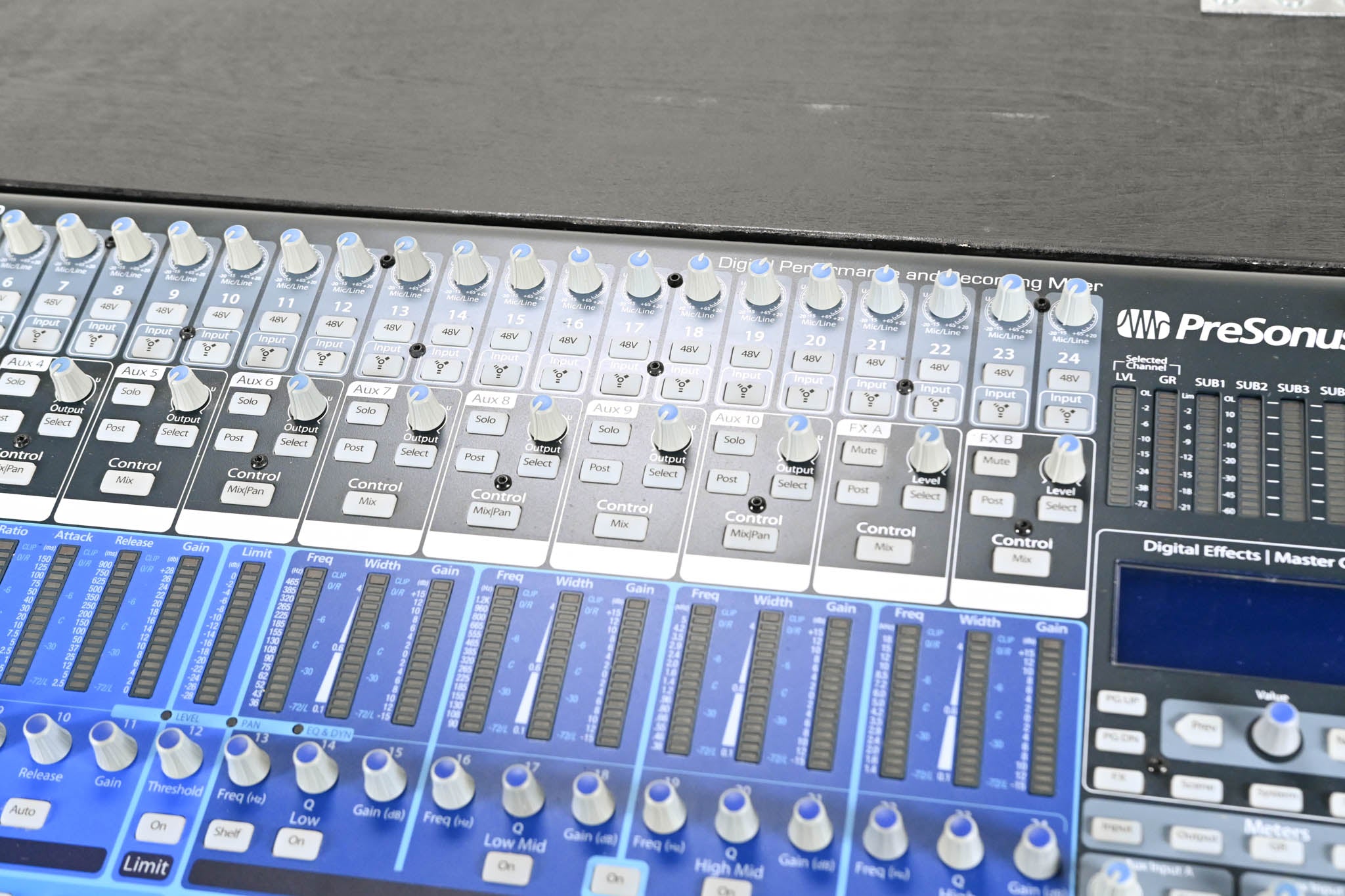 PreSonus StudioLive 24.4.2 24-Channel Digital Audio Mixer with Road Case