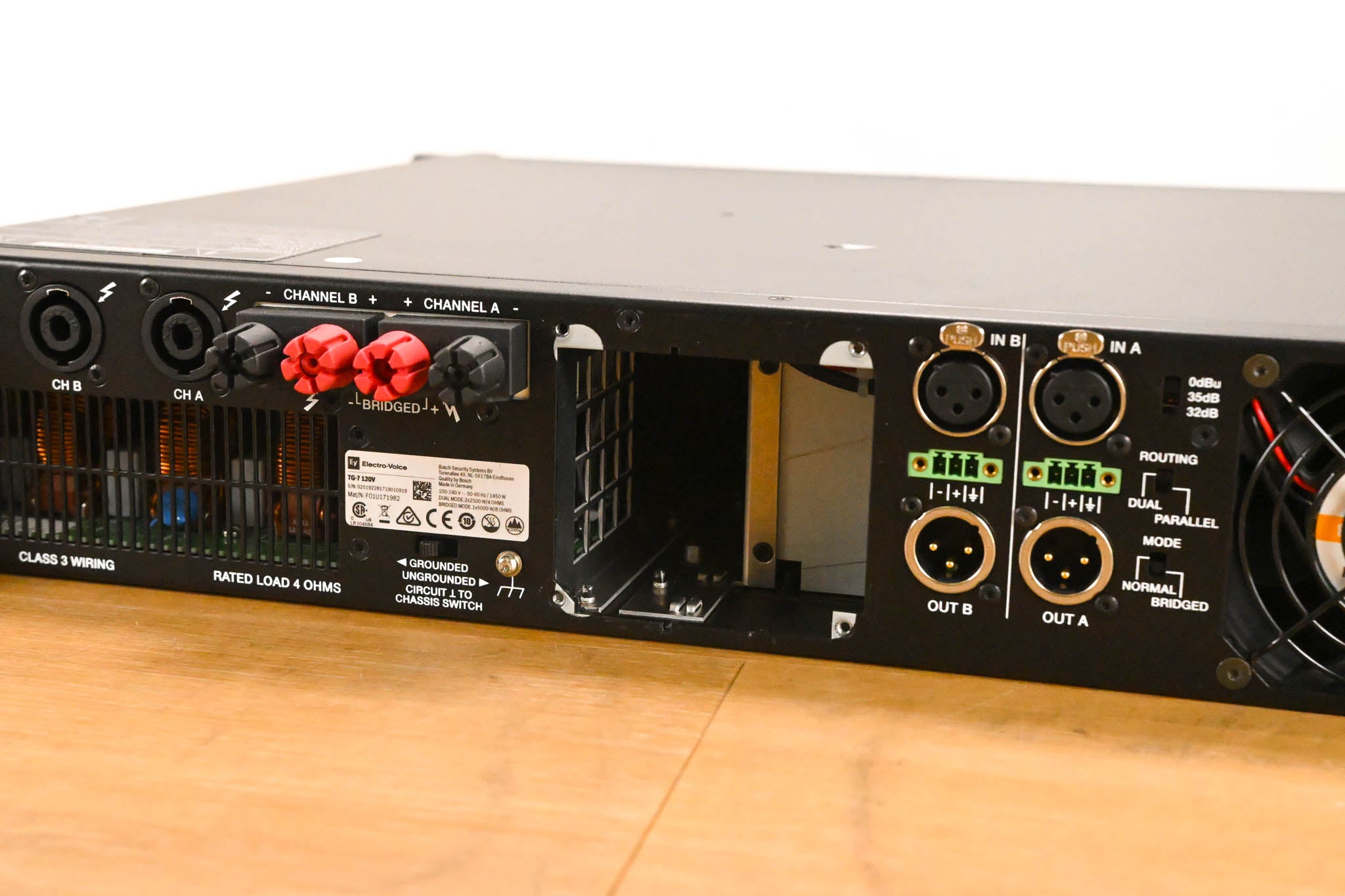 Electro-Voice (EV) TG-7 Tour-Grade Stereo Power Amplifier