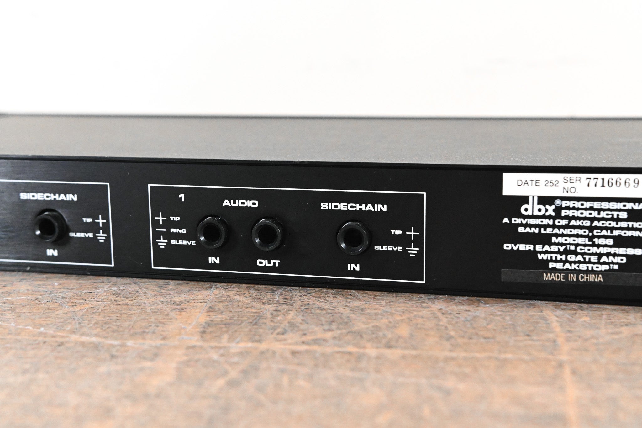 dbx 166 2-Channel Compressor/Gate